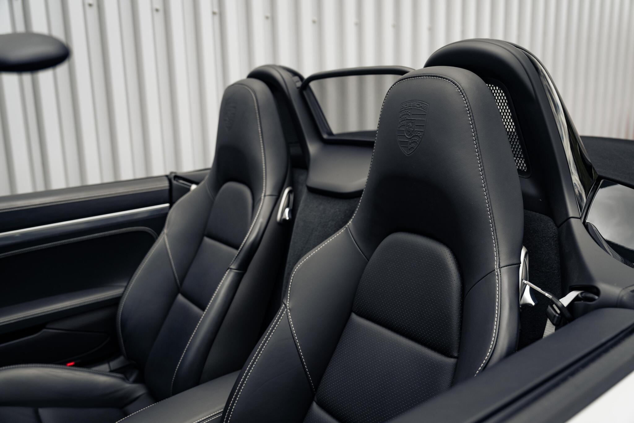 Porsche 718 Boxster view 8