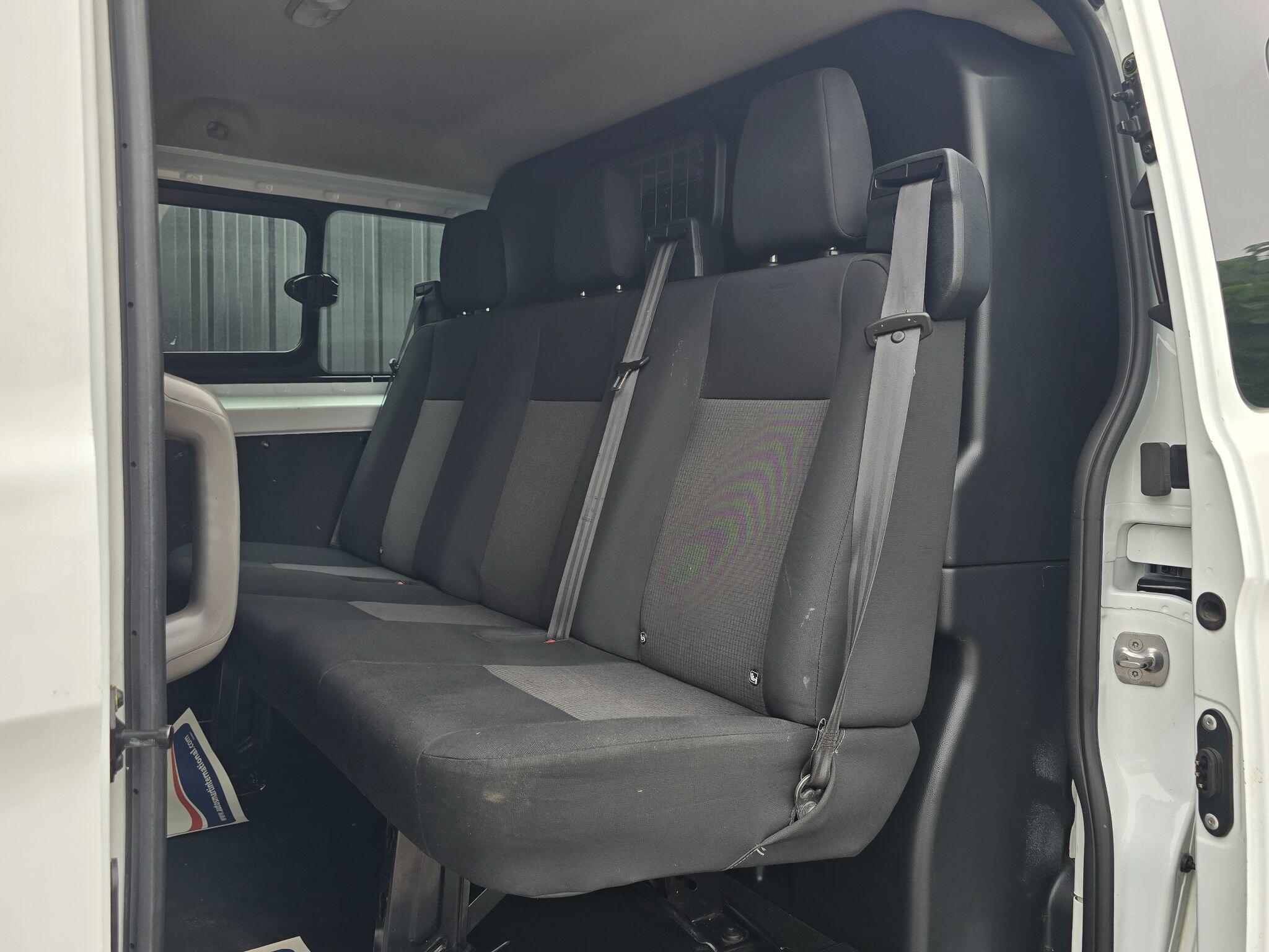 Ford Transit Custom view 41
