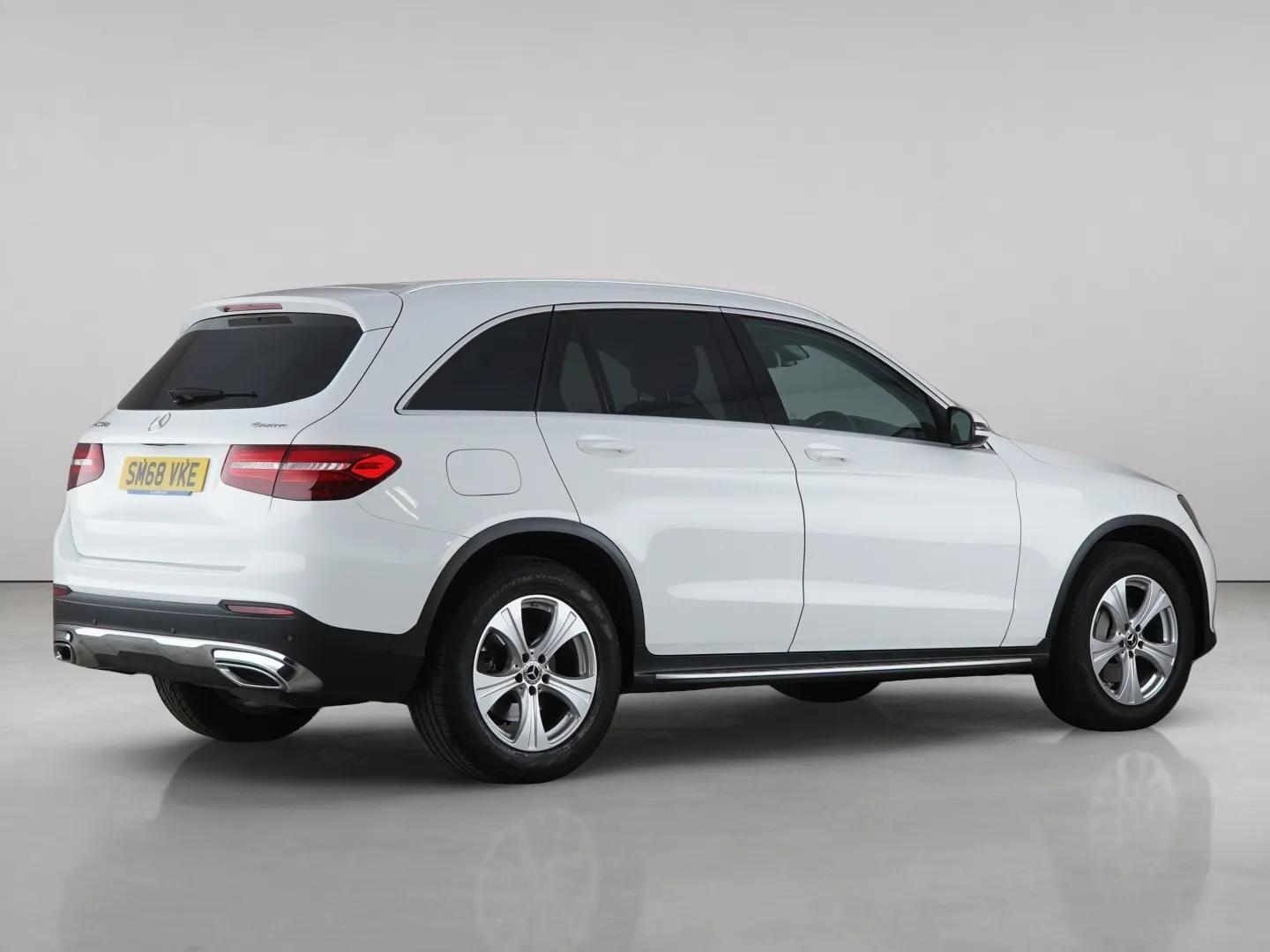 Mercedes-Benz GLC view 8