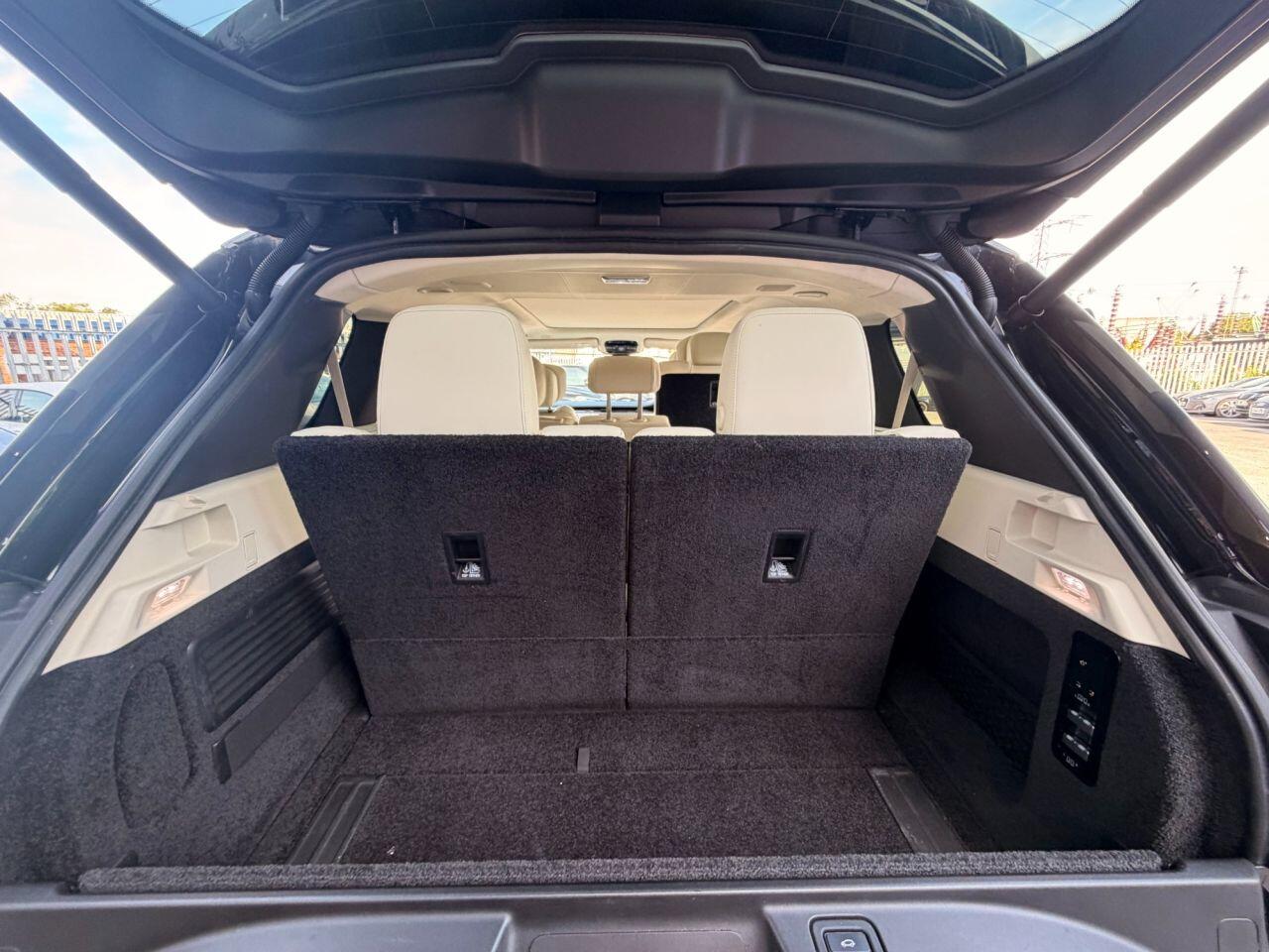 Land Rover Range Rover view 31
