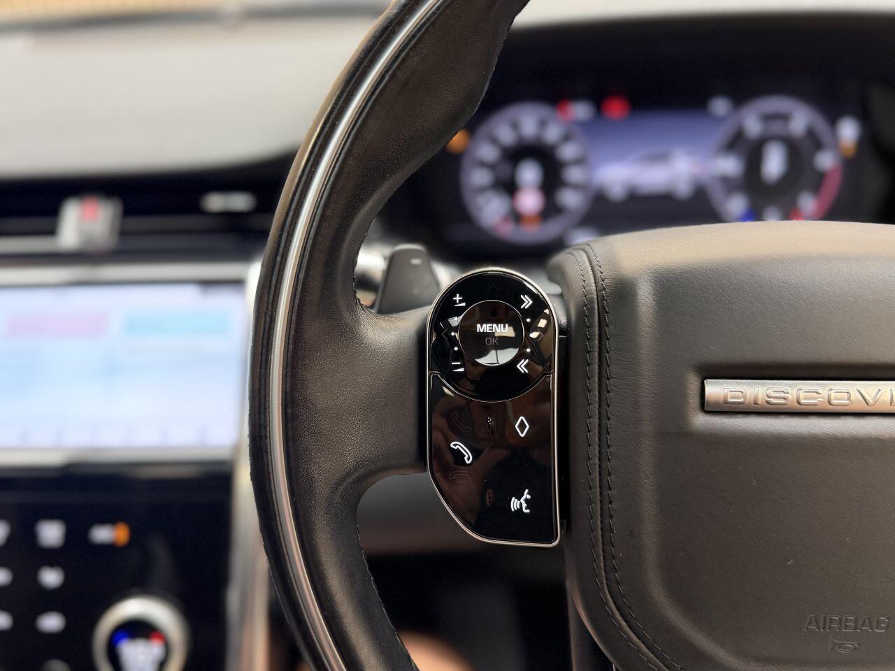 Land Rover Discovery Sport view 28