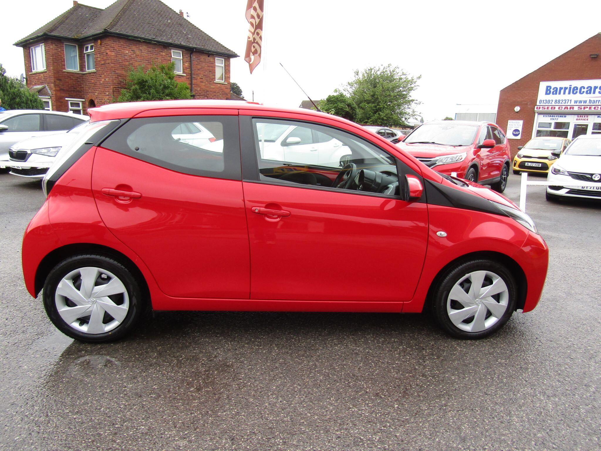 Toyota Aygo view 8