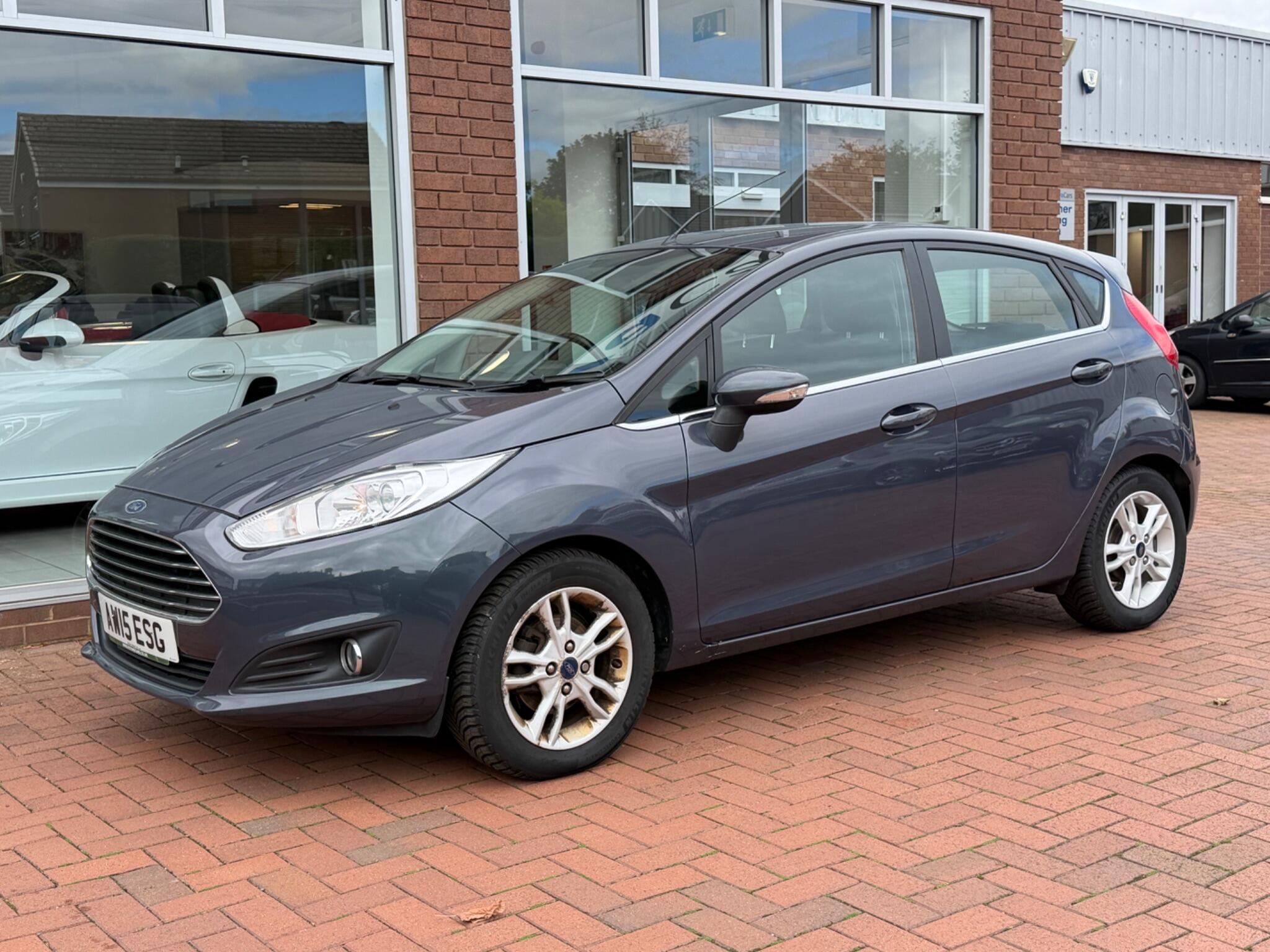 Ford Fiesta view 9