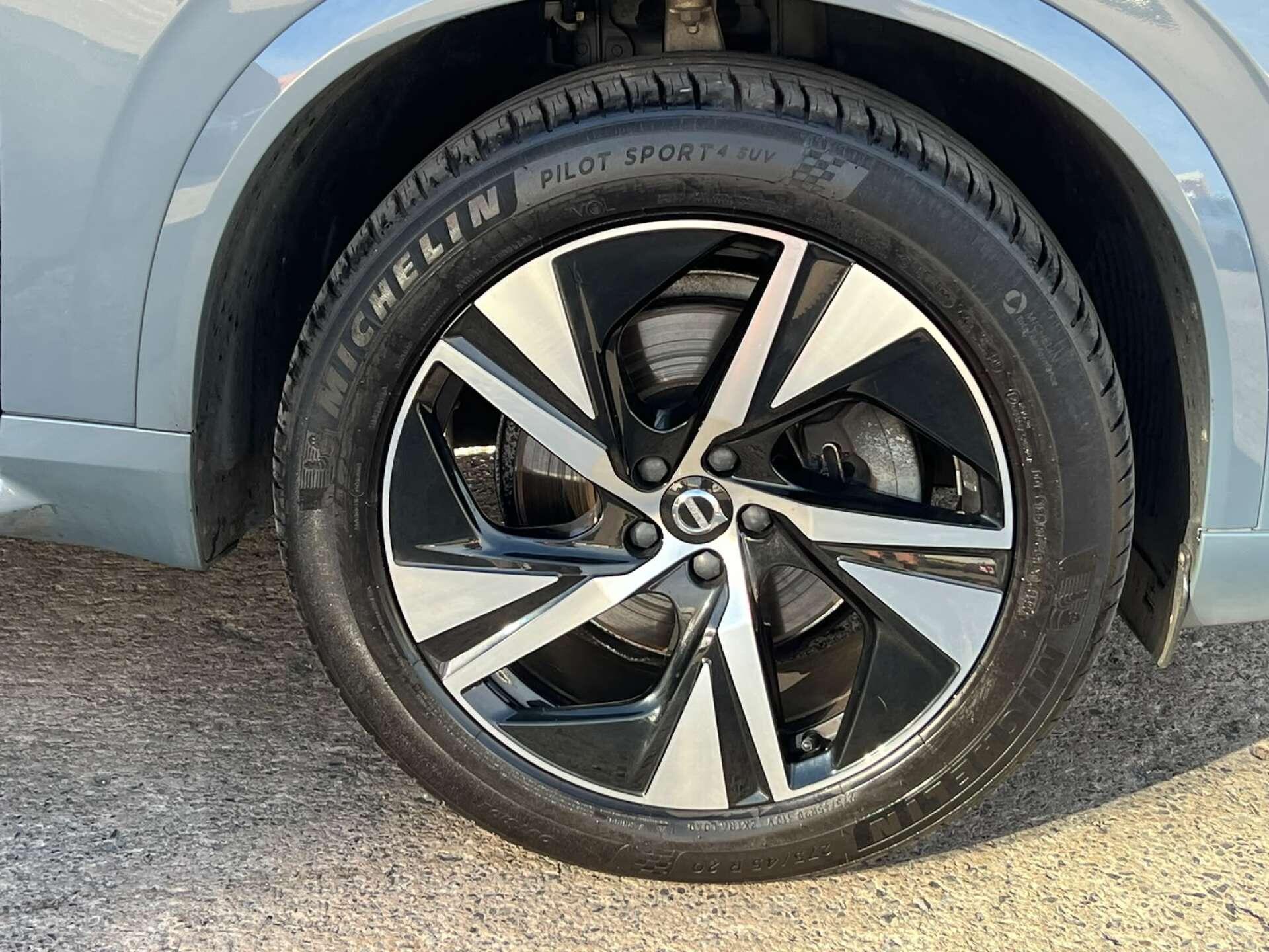 Volvo XC90 view 63