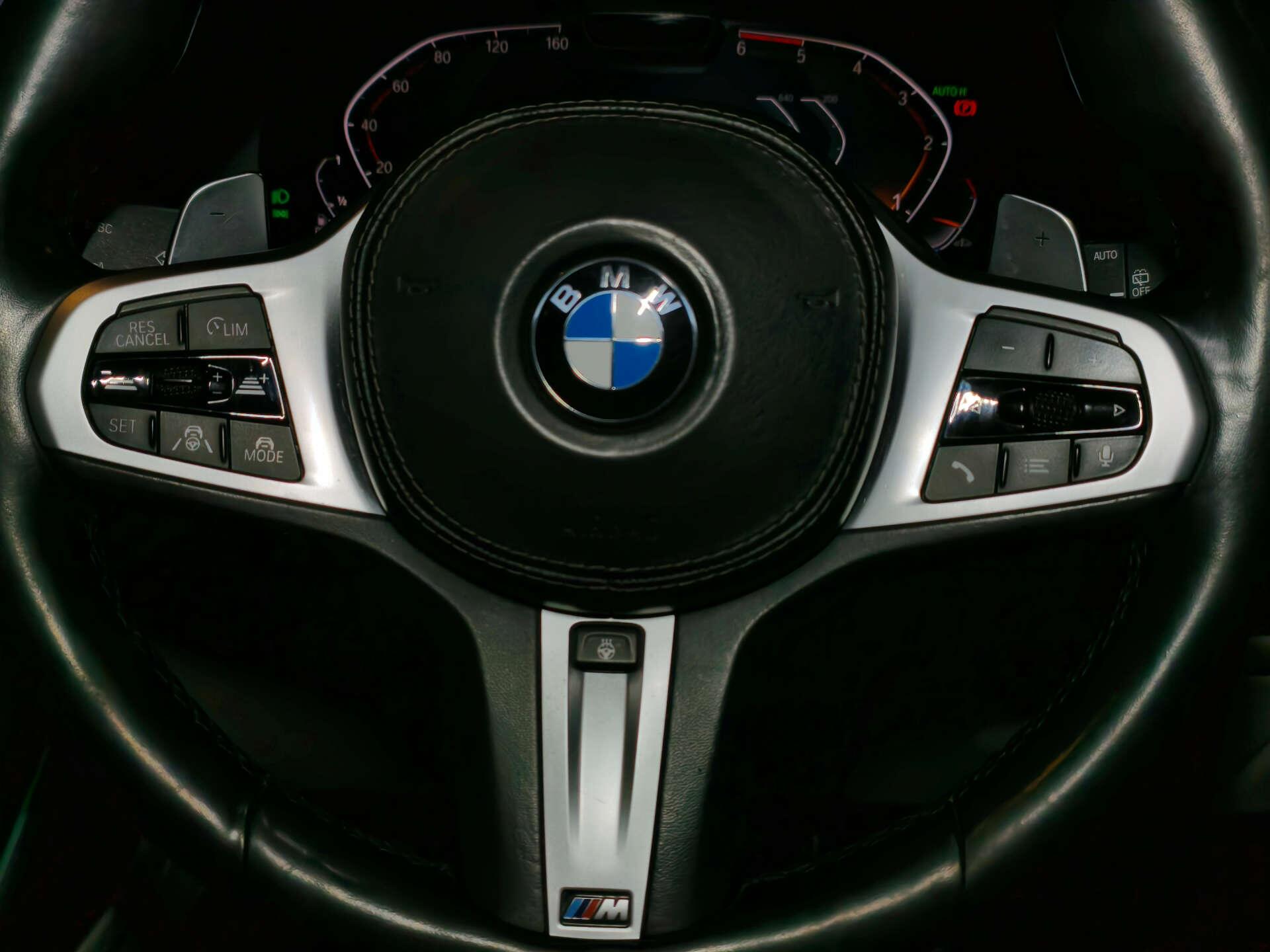 BMW X7 view 40