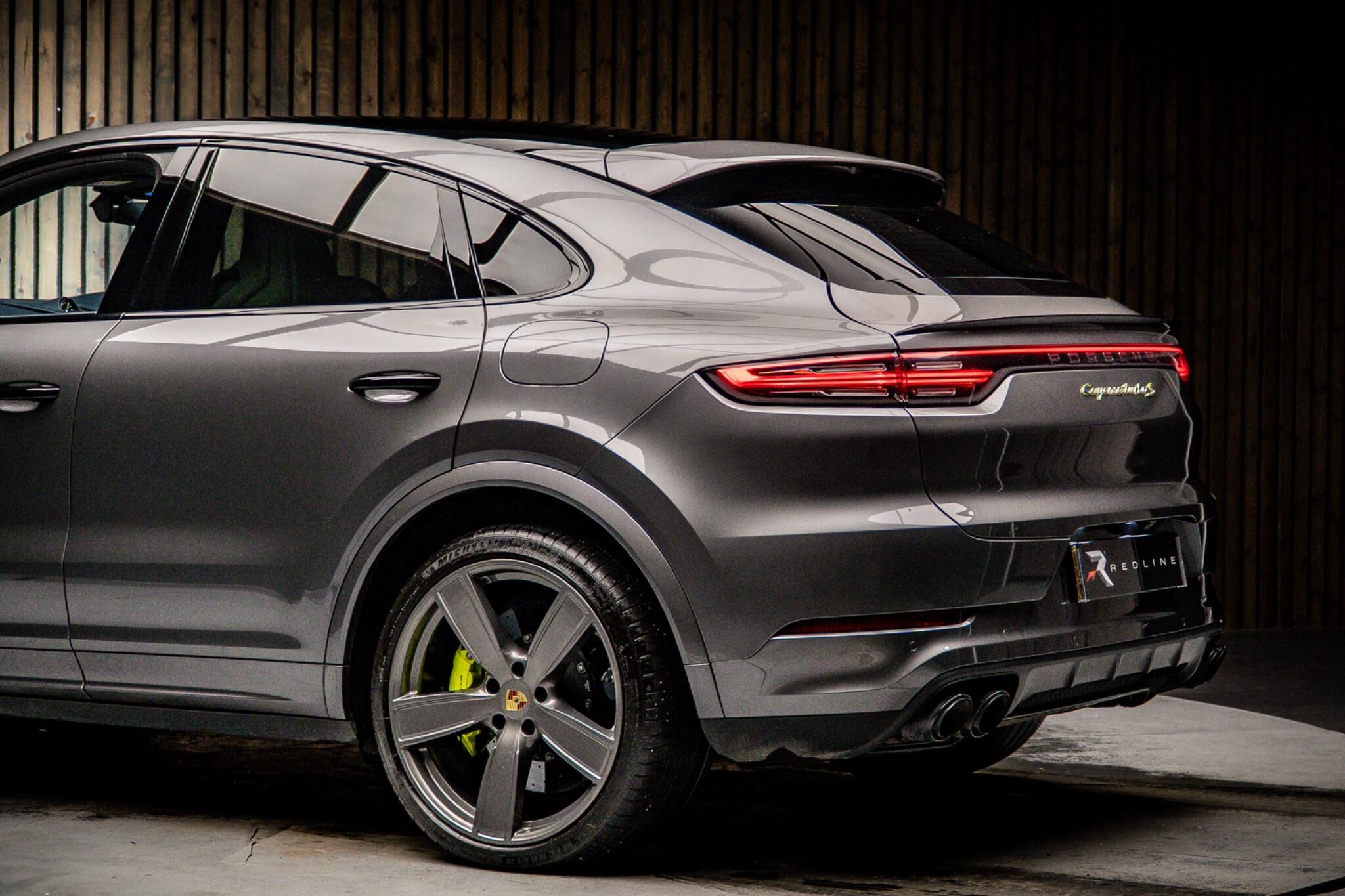 Porsche Cayenne view 17