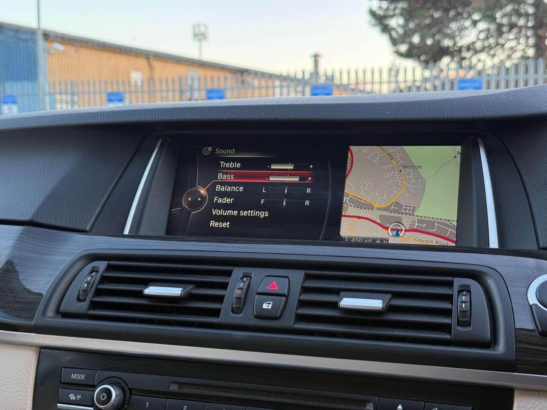 BMW 5 Series view 69