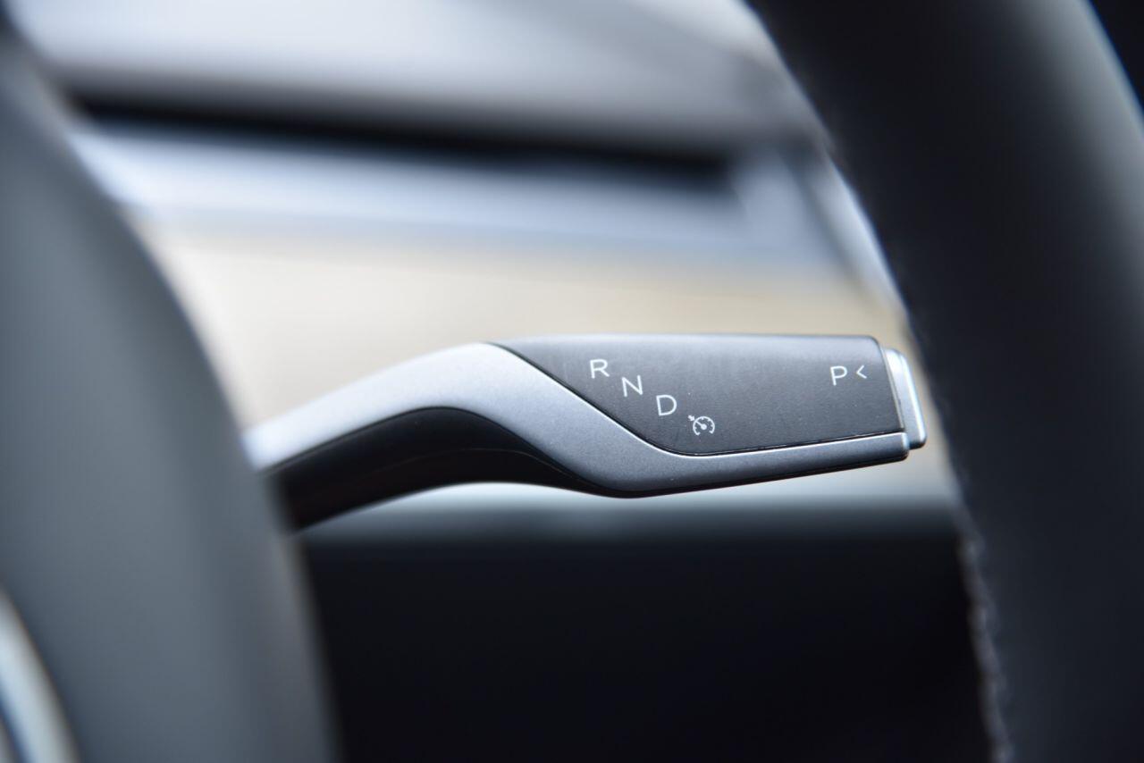 Tesla Model Y view 32