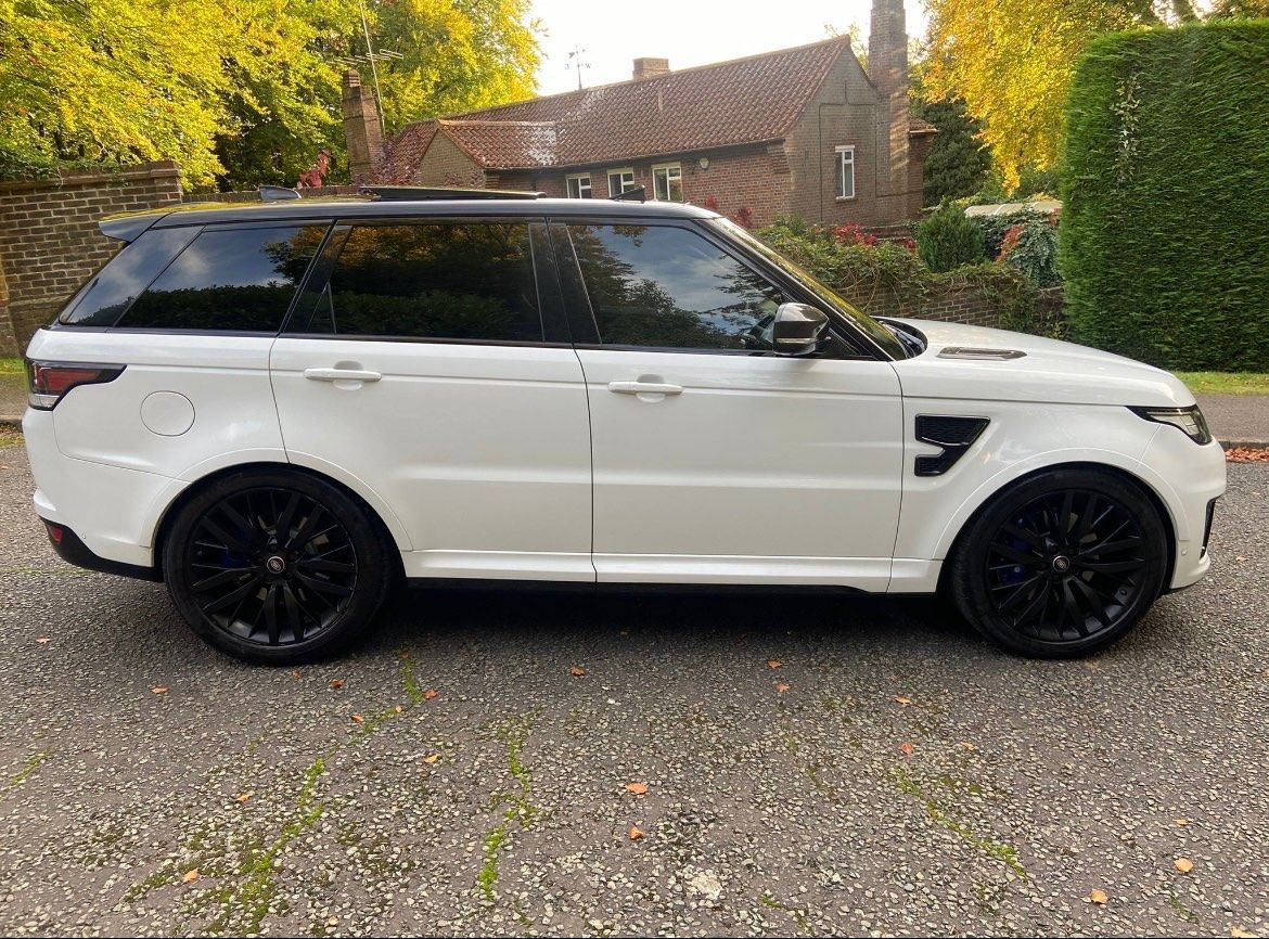 2017 Land Rover Range Rover Sport image 4