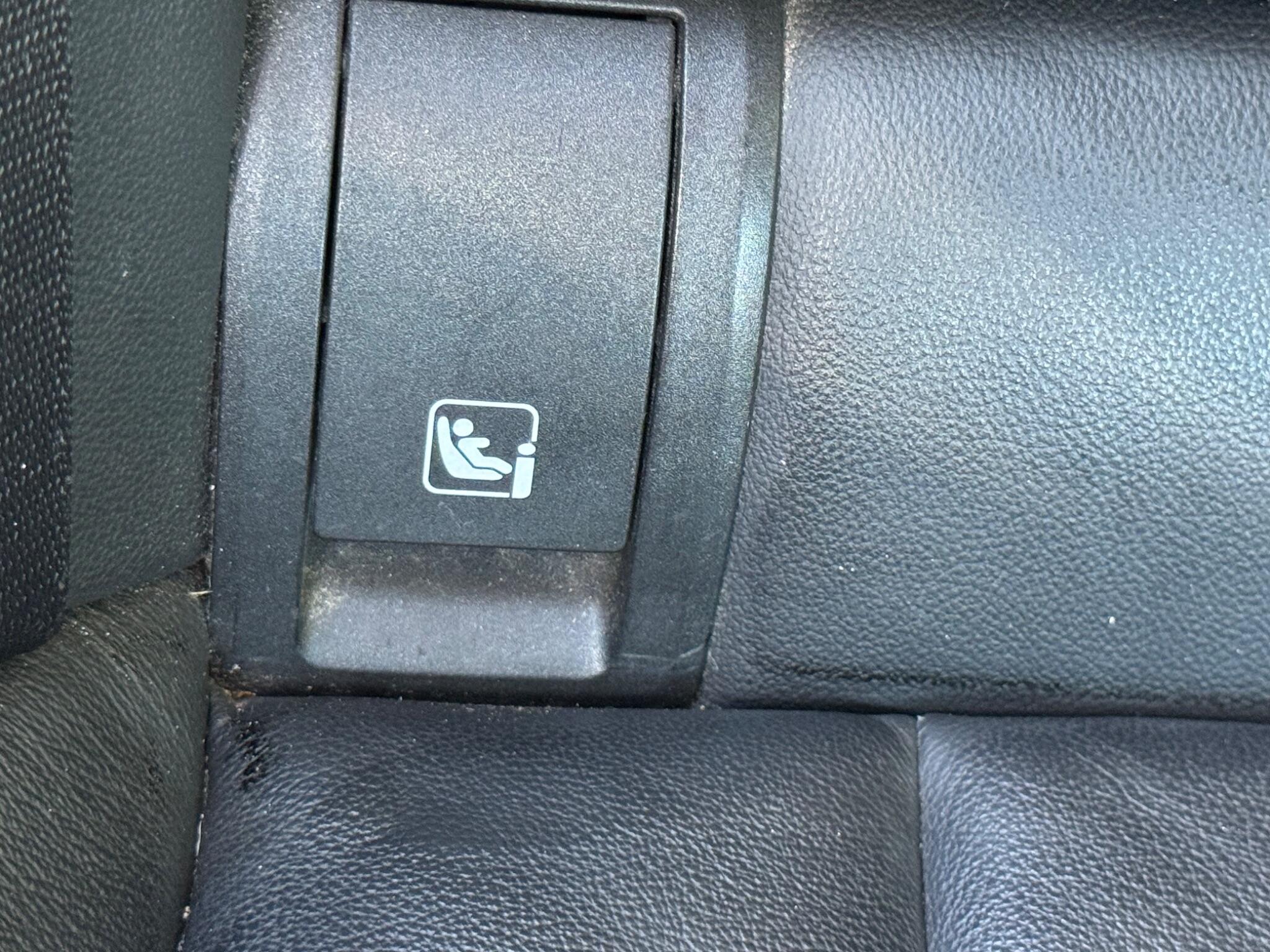 BMW 3 Series view 26
