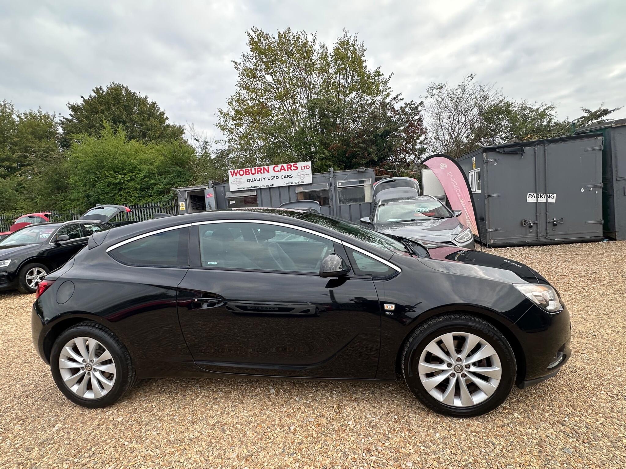 Vauxhall Astra GTC view 10