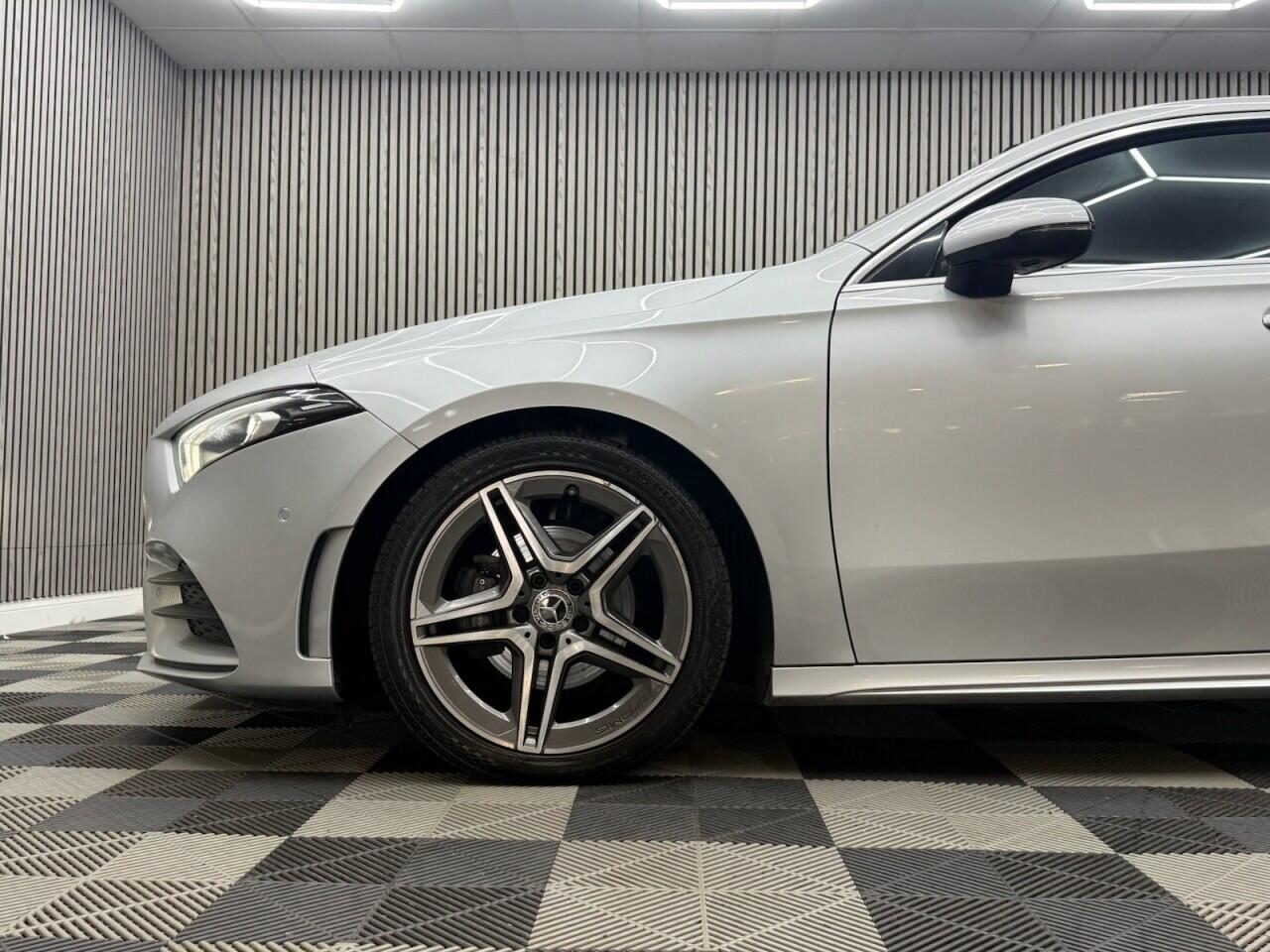 Mercedes-Benz A-Class view 28