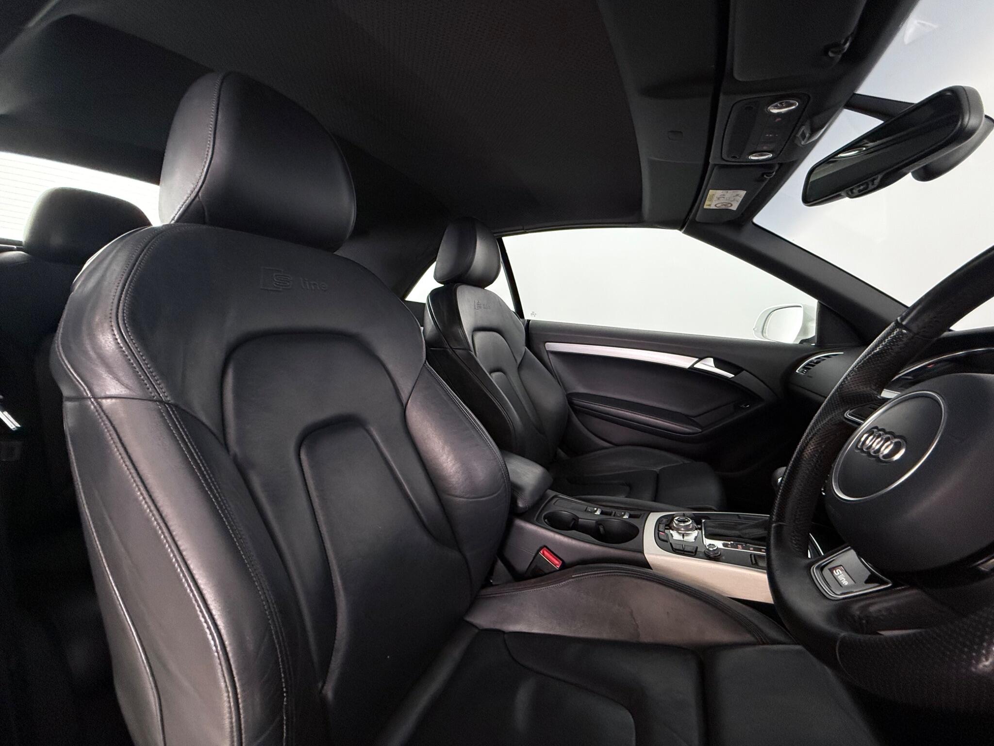 Audi A5 view 30