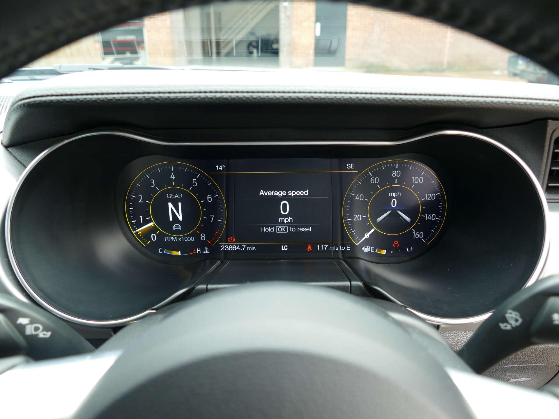 Ford Mustang view 49