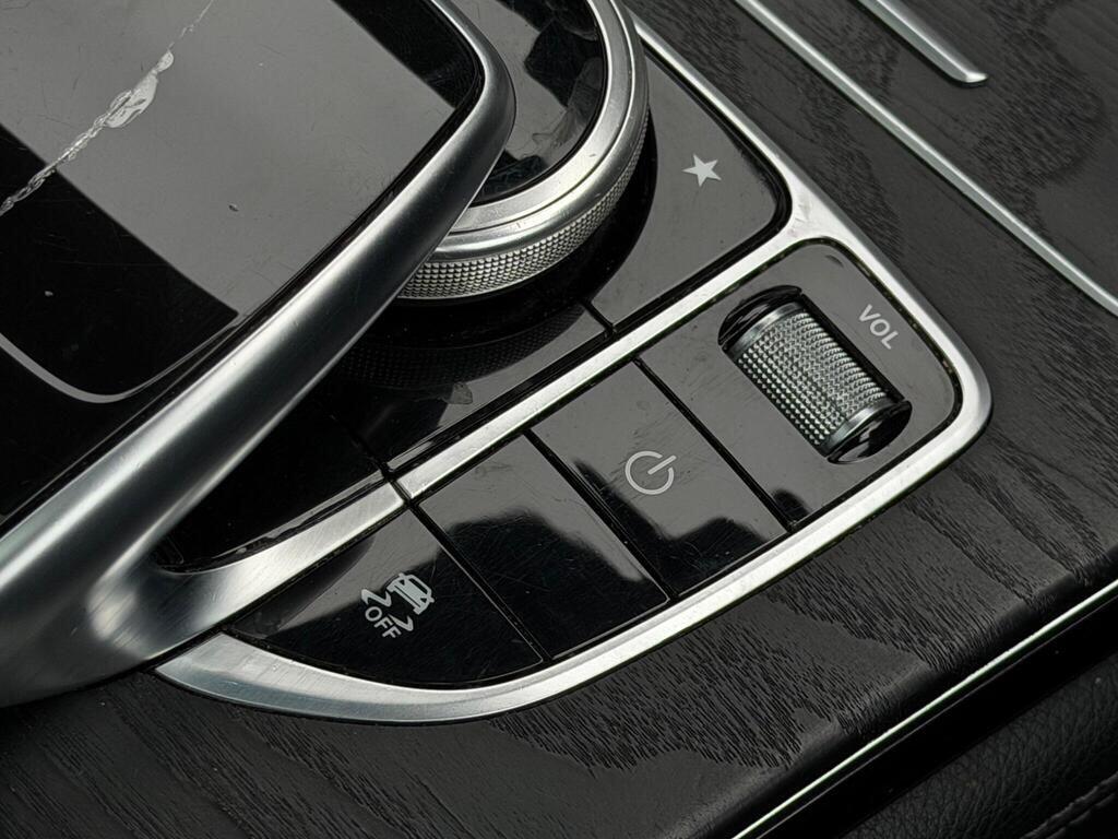Mercedes-Benz GLC view 43