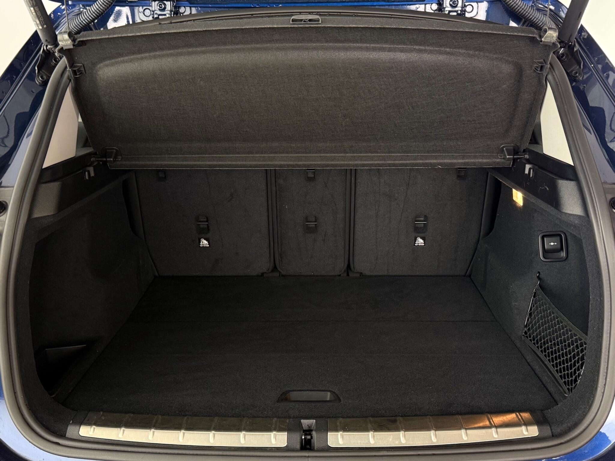 BMW X1 view 10