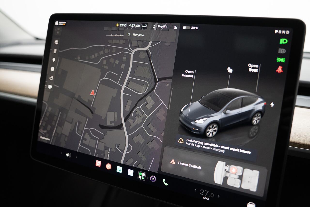 Tesla Model Y view 19