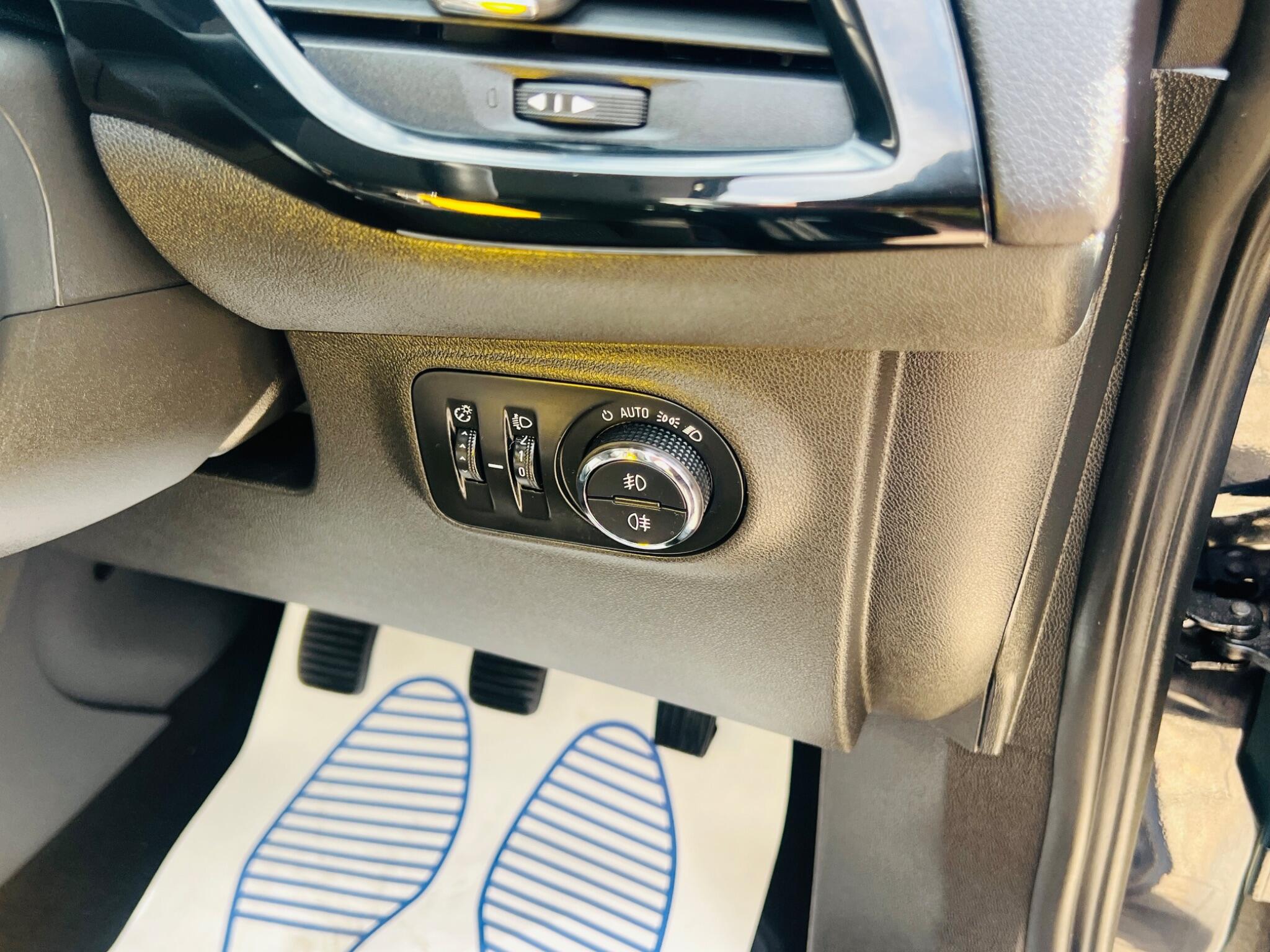 Vauxhall Corsa view 38