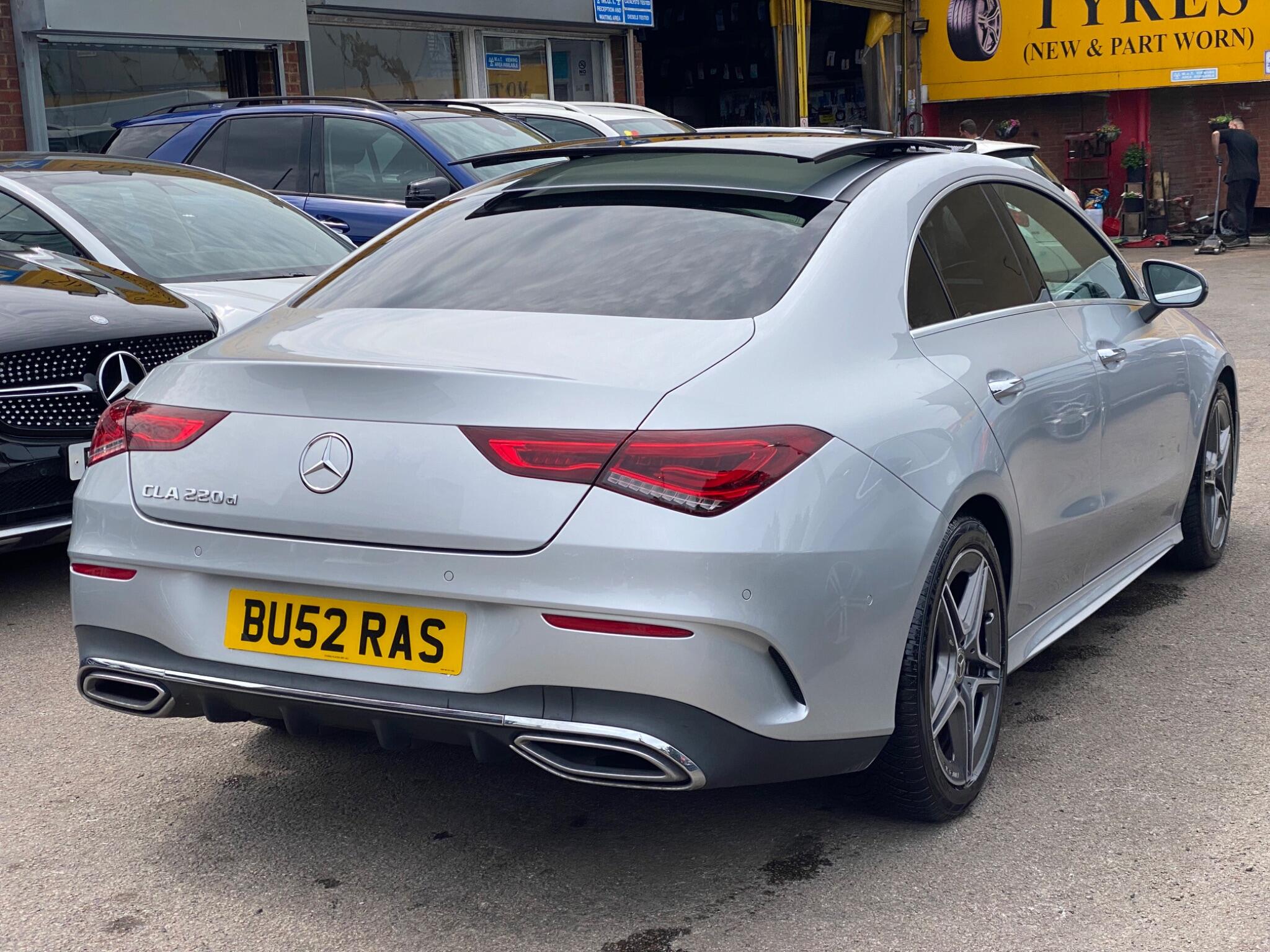 Mercedes-Benz Cla view 9
