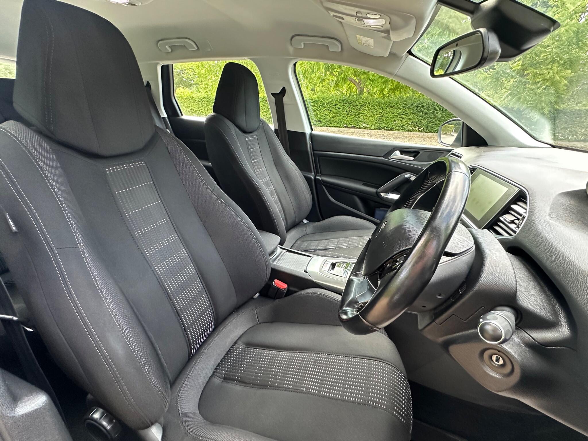 Peugeot 308 view 31