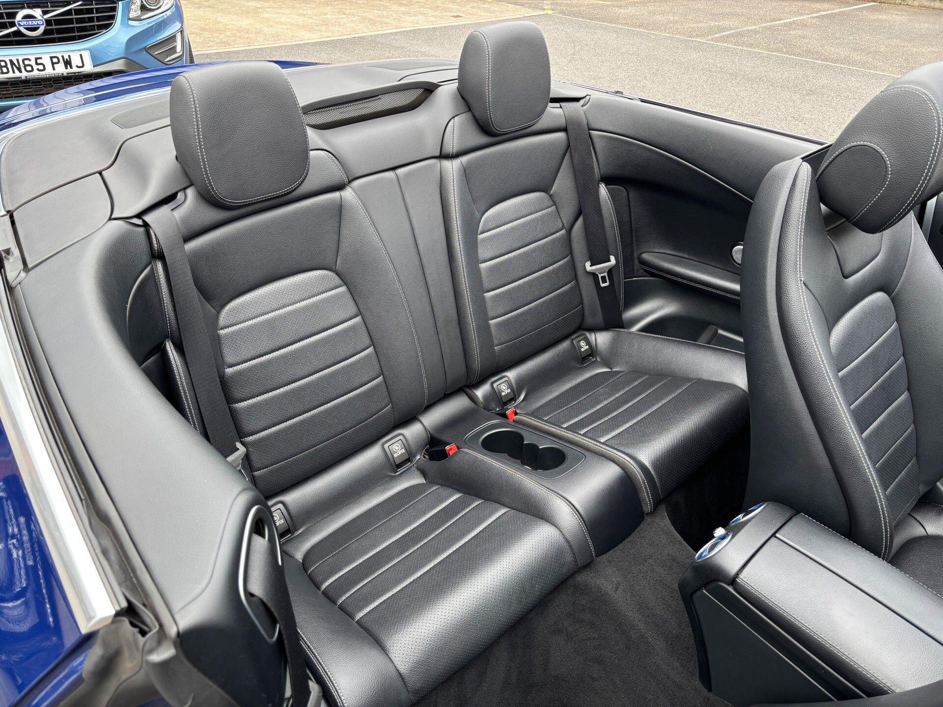Mercedes-Benz C-Class view 28