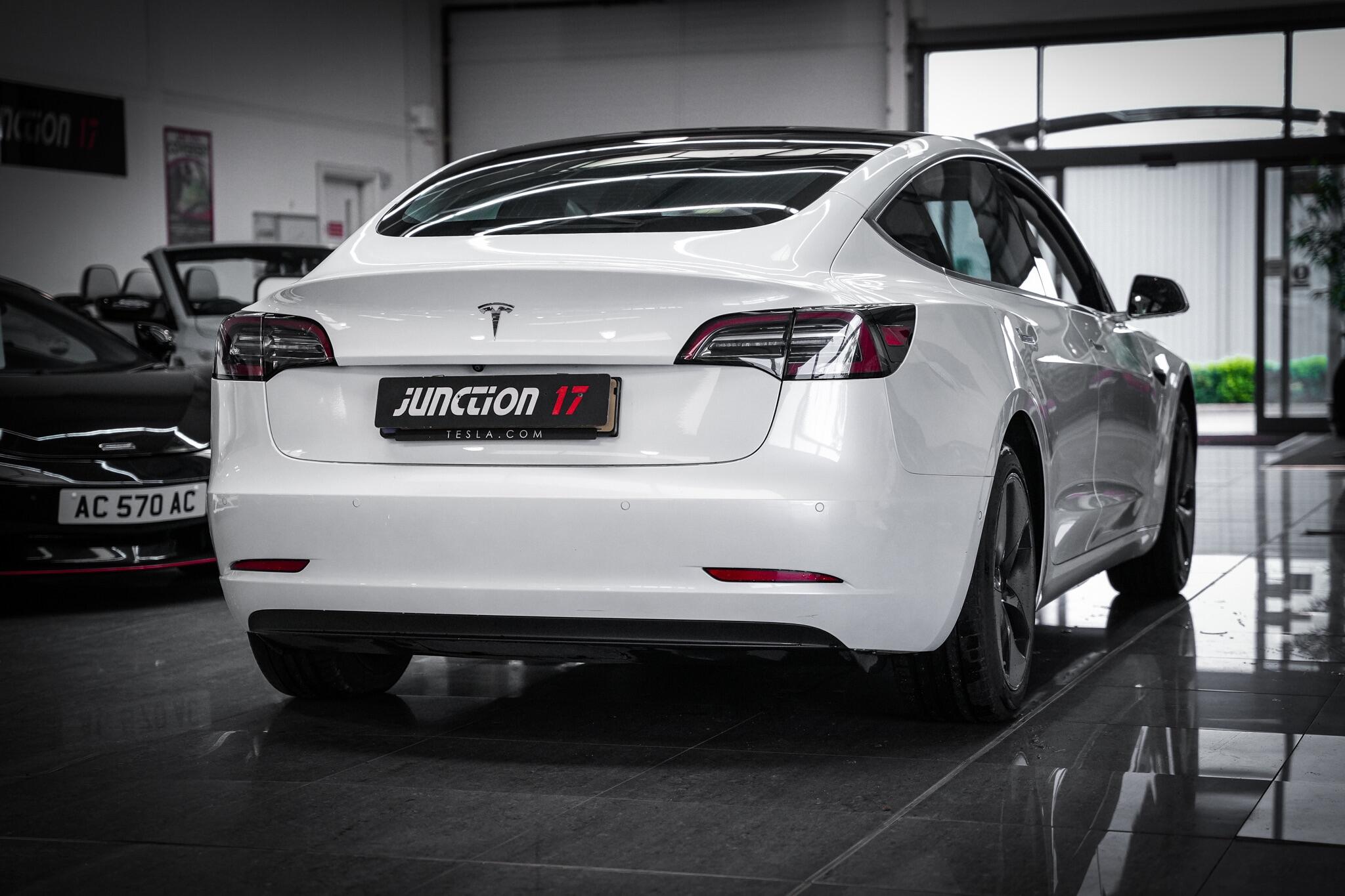 Tesla Model 3 view 16