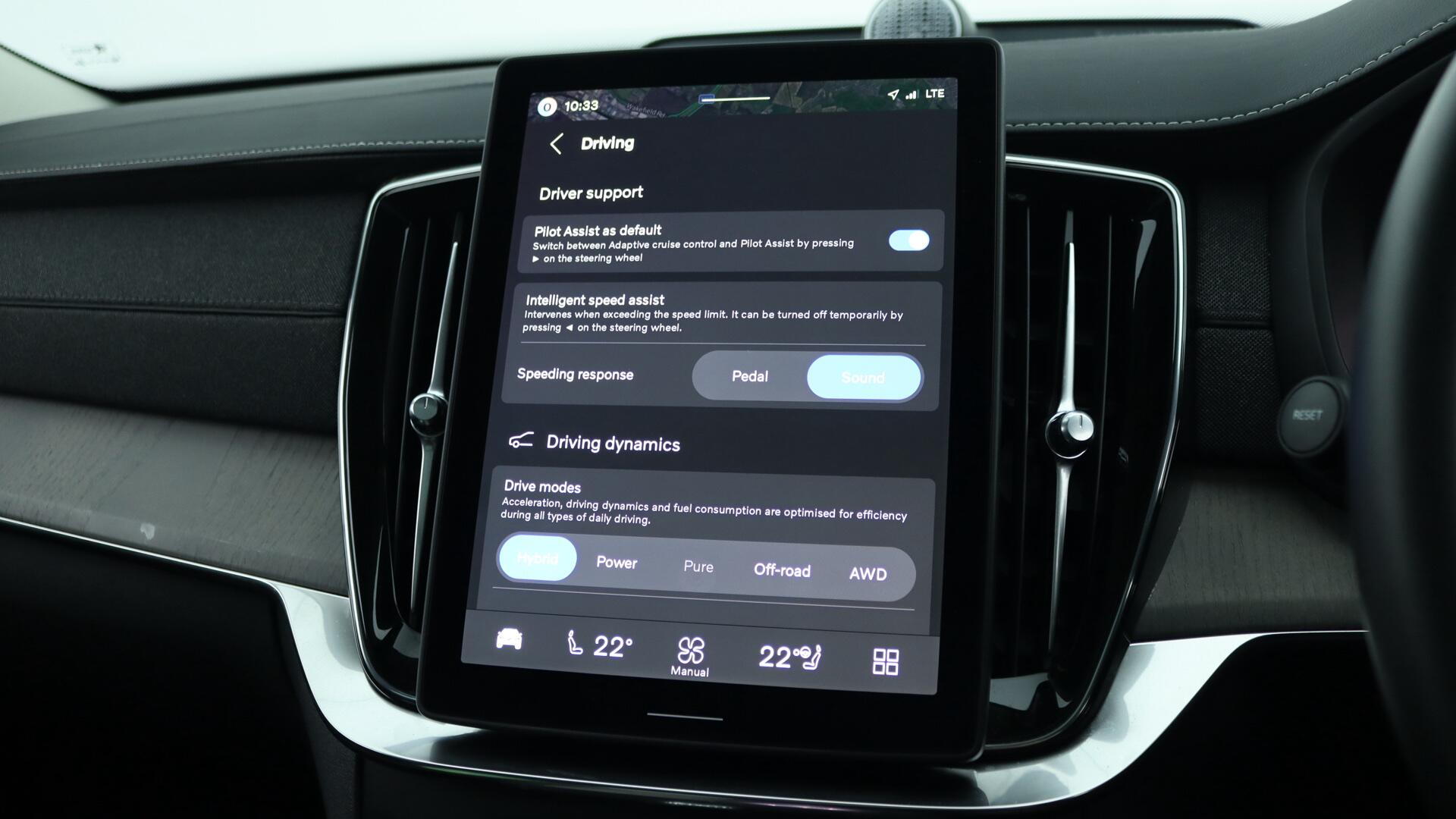 Volvo XC90 view 42