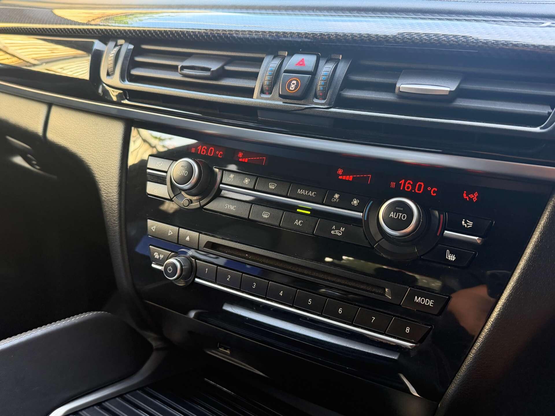 BMW X5 M view 19
