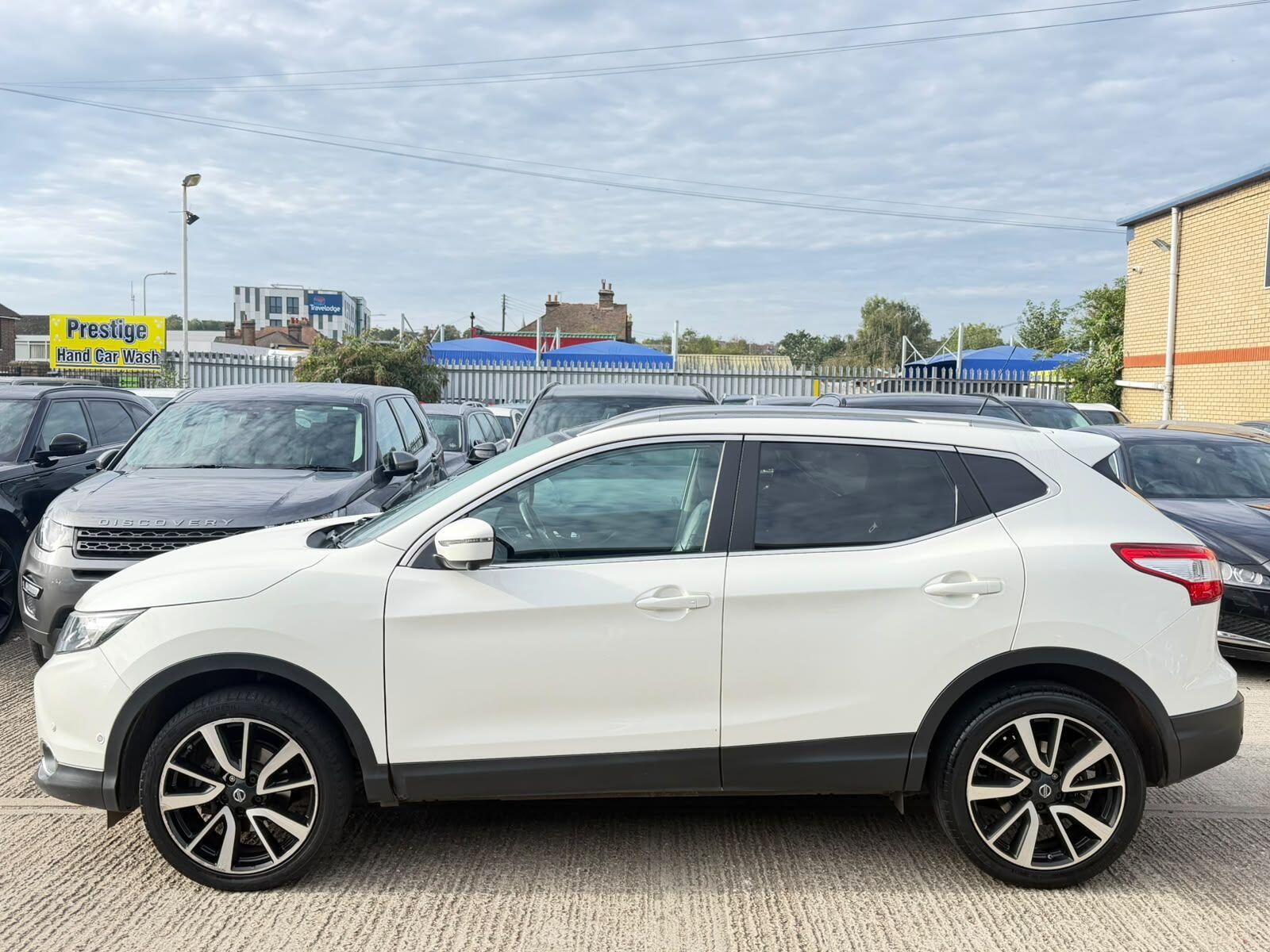 Nissan Qashqai view 6