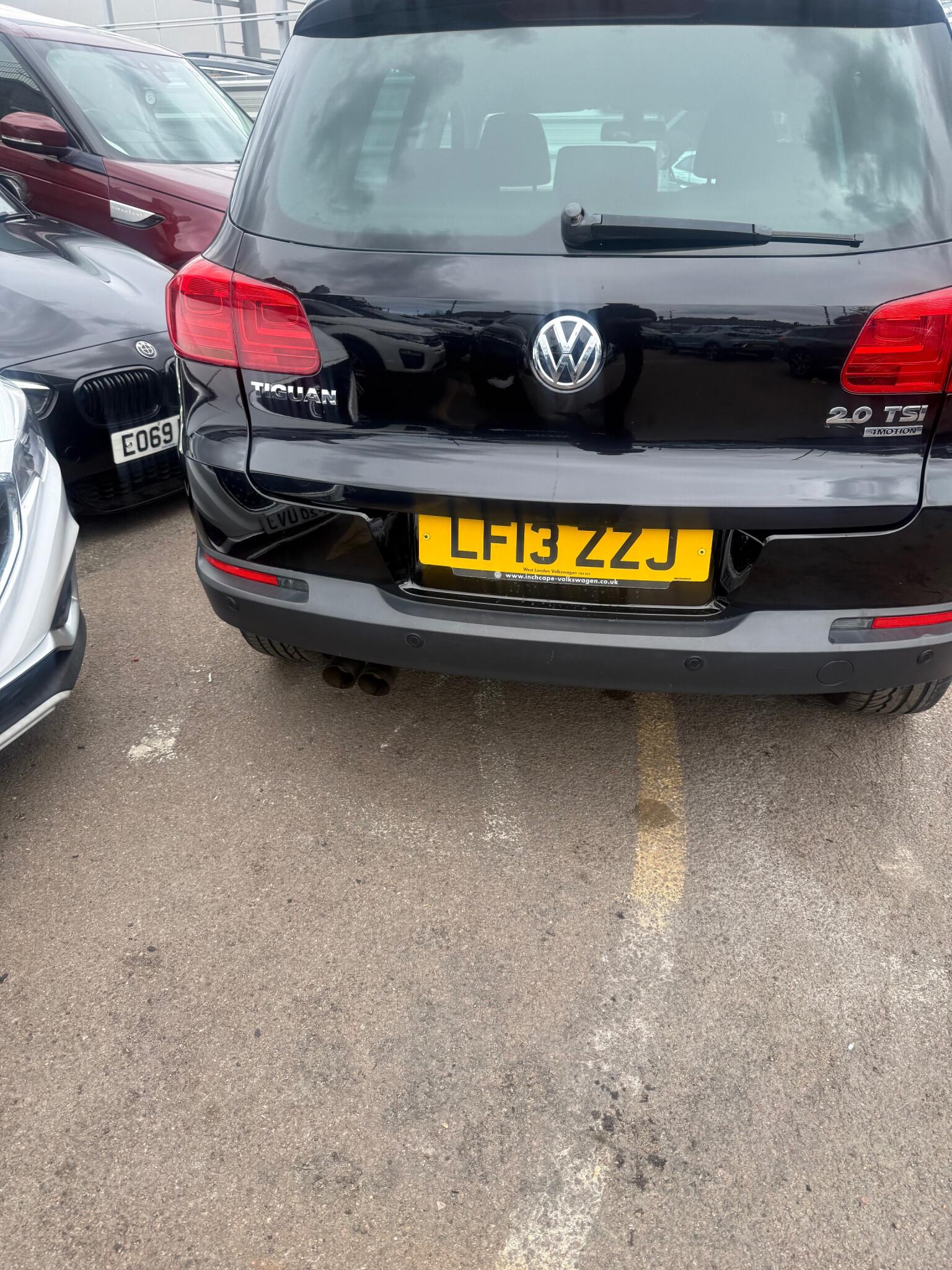 Volkswagen Tiguan view 6