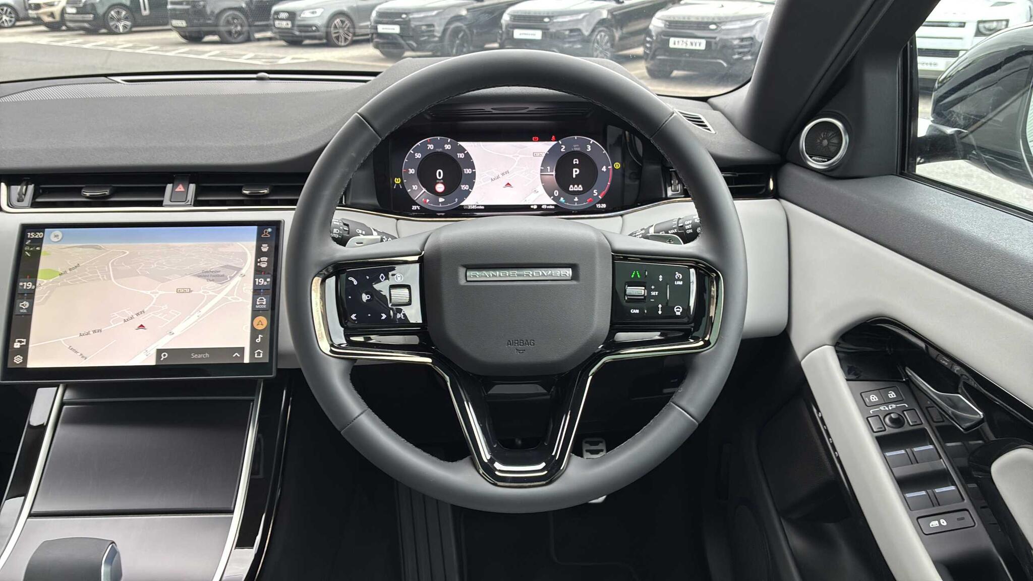 Land Rover Range Rover Evoque view 15