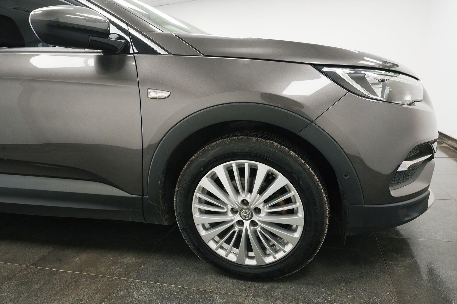 Vauxhall Grandland X view 5