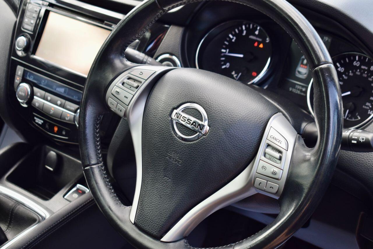 Nissan Qashqai view 25