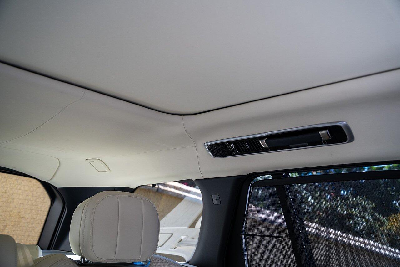 Land Rover Range Rover view 81