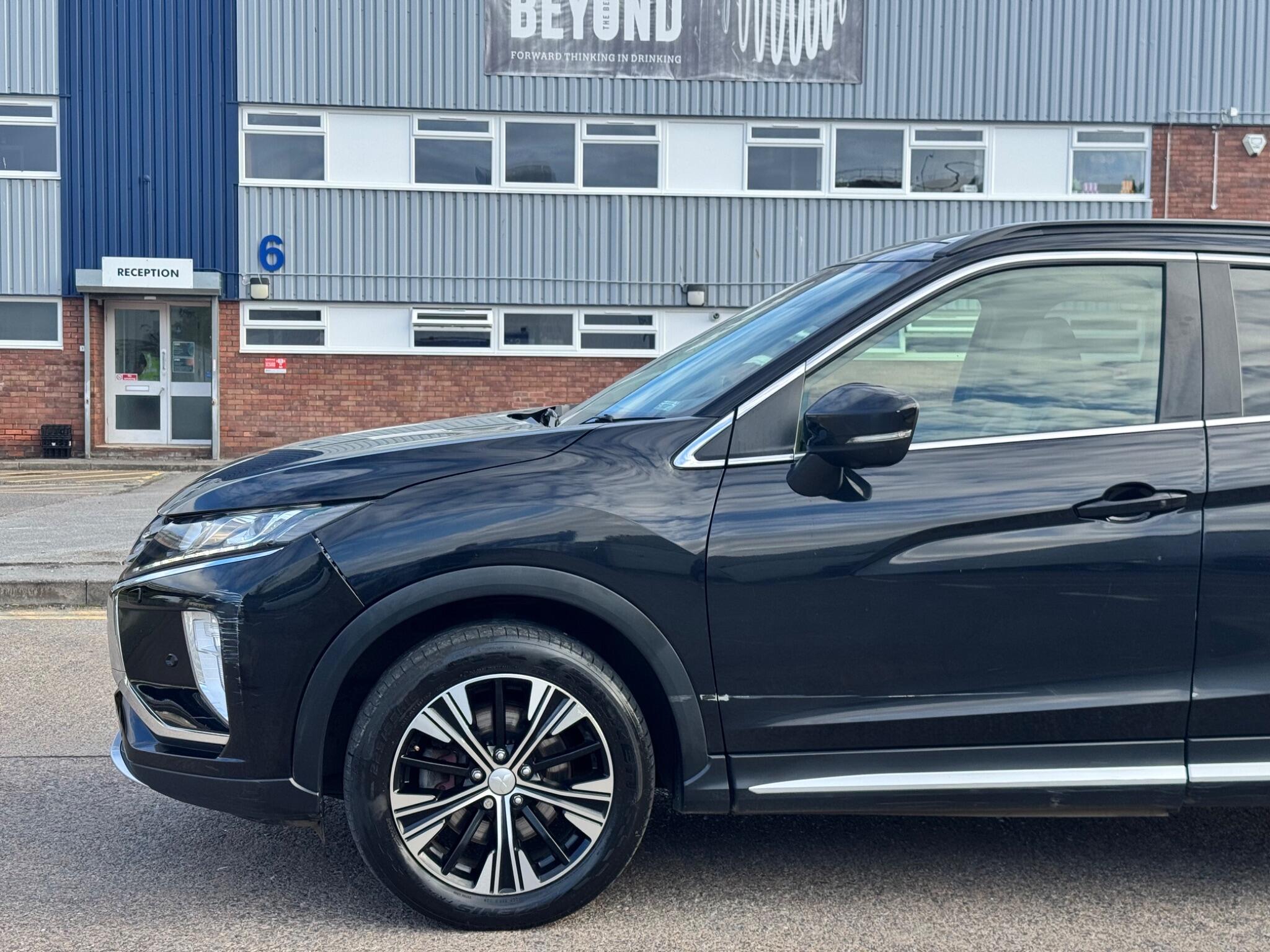 Mitsubishi Eclipse Cross view 58