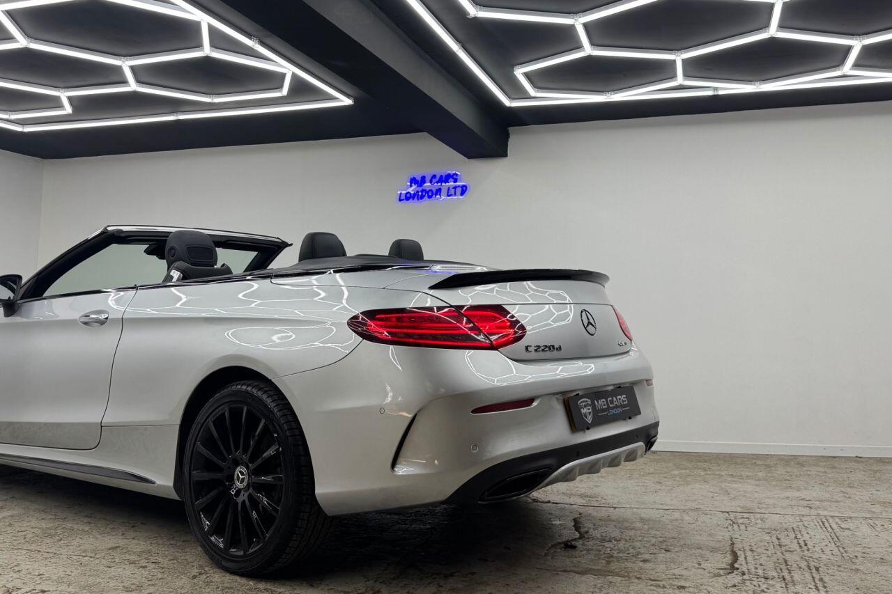Mercedes-Benz C-Class view 38