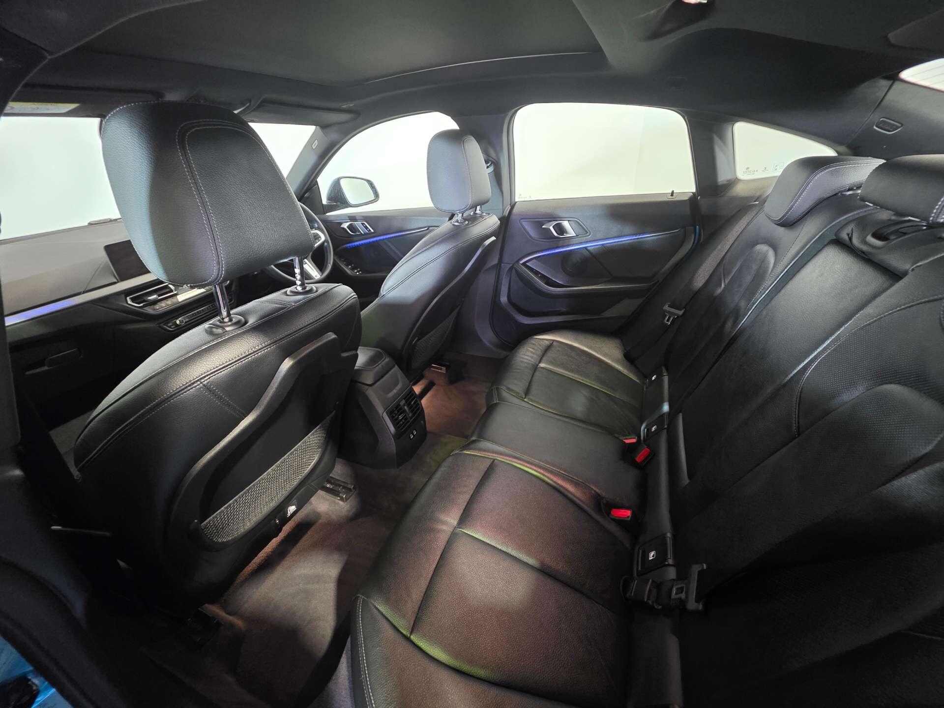 BMW 2 Series view 49