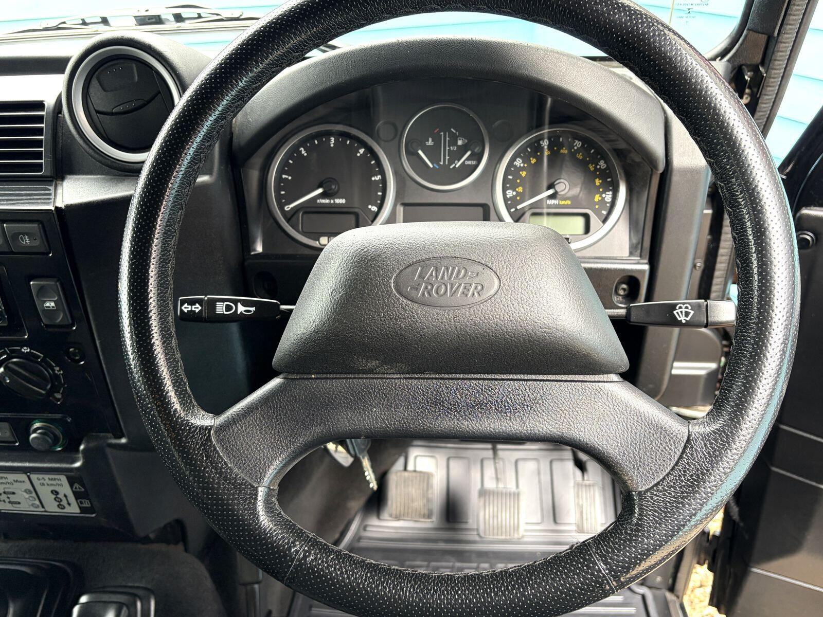 Land Rover Defender view 21