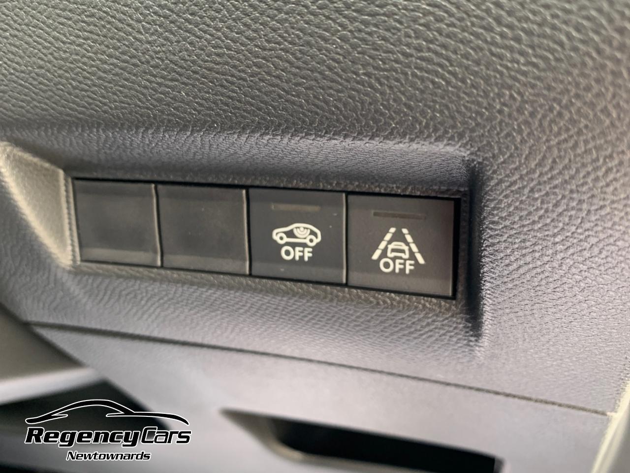 Peugeot 208 view 15
