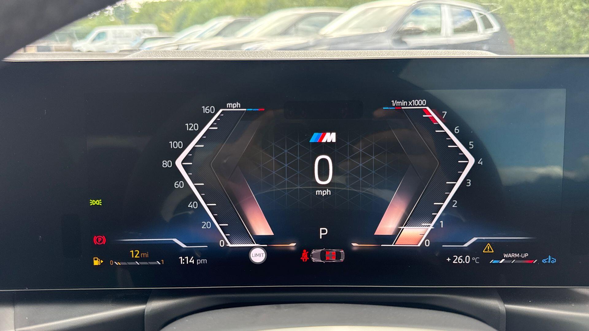 BMW 2 Series view 9