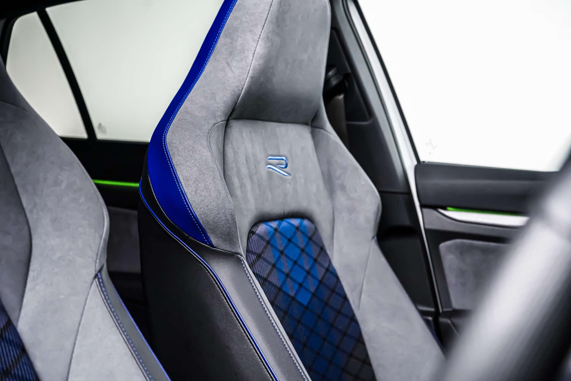 Volkswagen Golf view 7