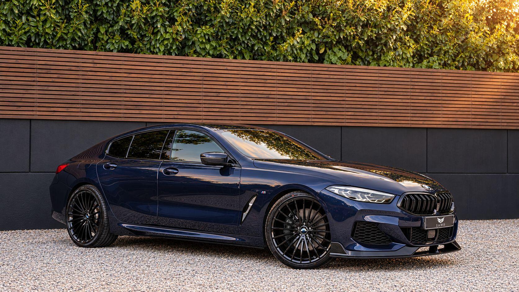 BMW 8 Series view 4