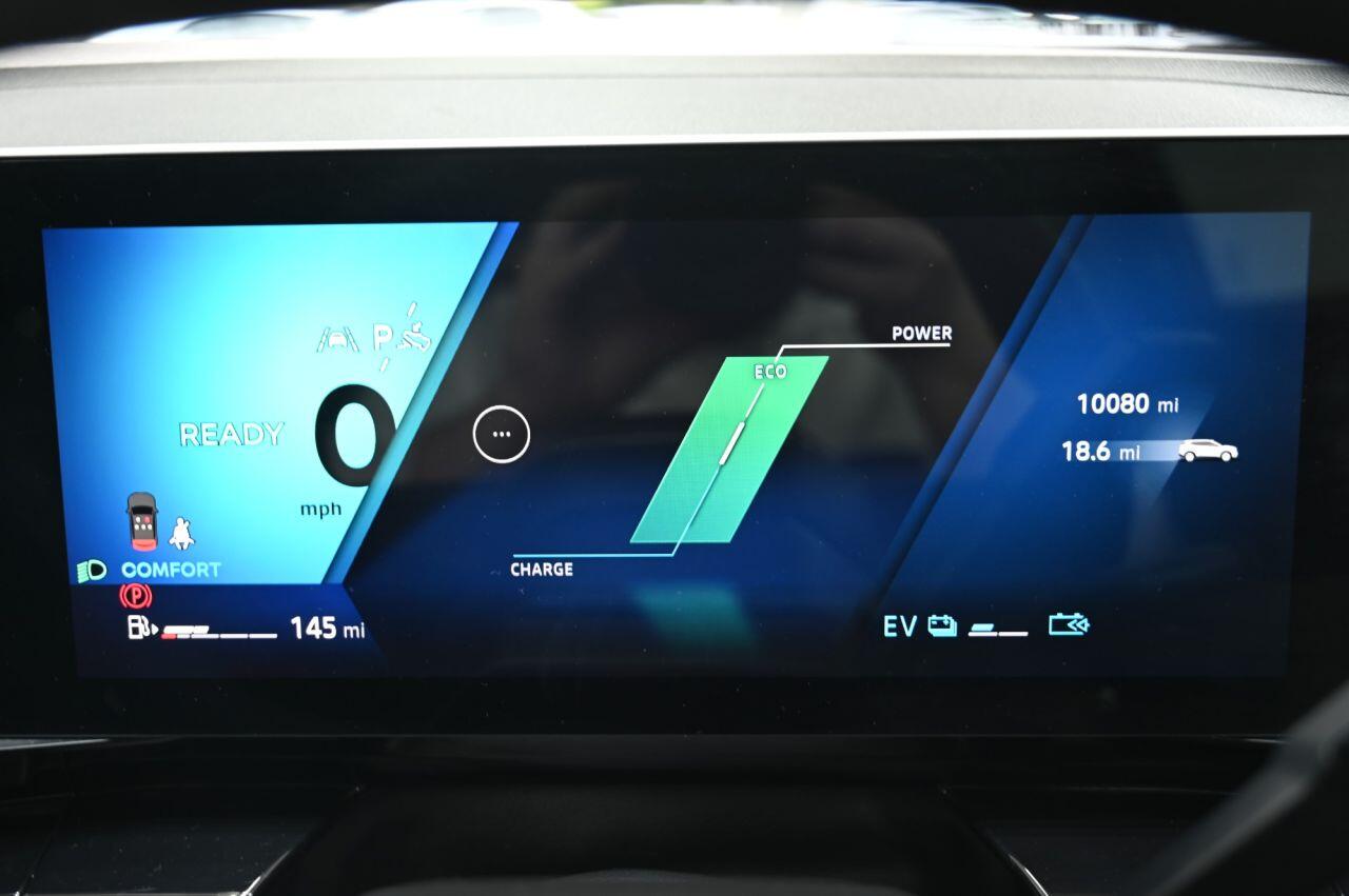 Renault Austral view 20