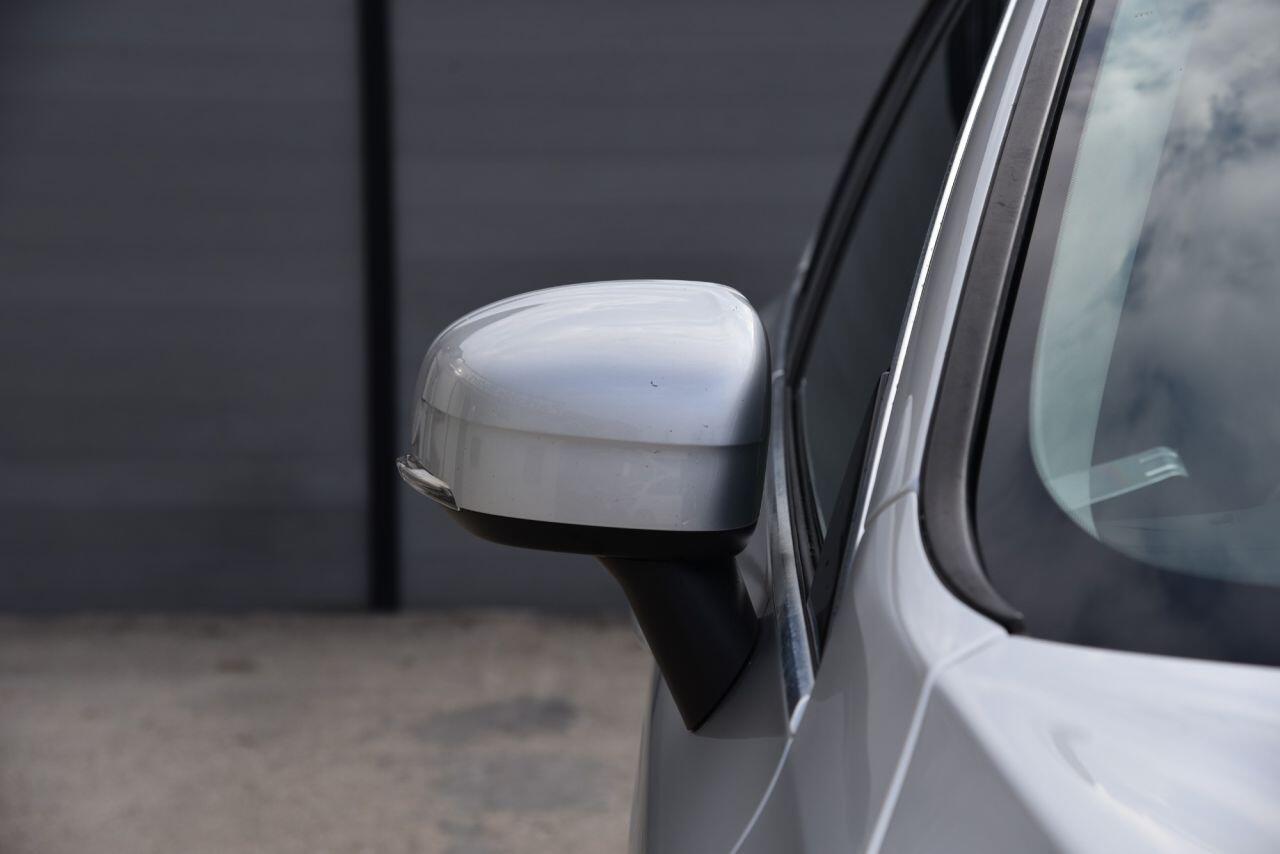 Volvo XC60 view 14