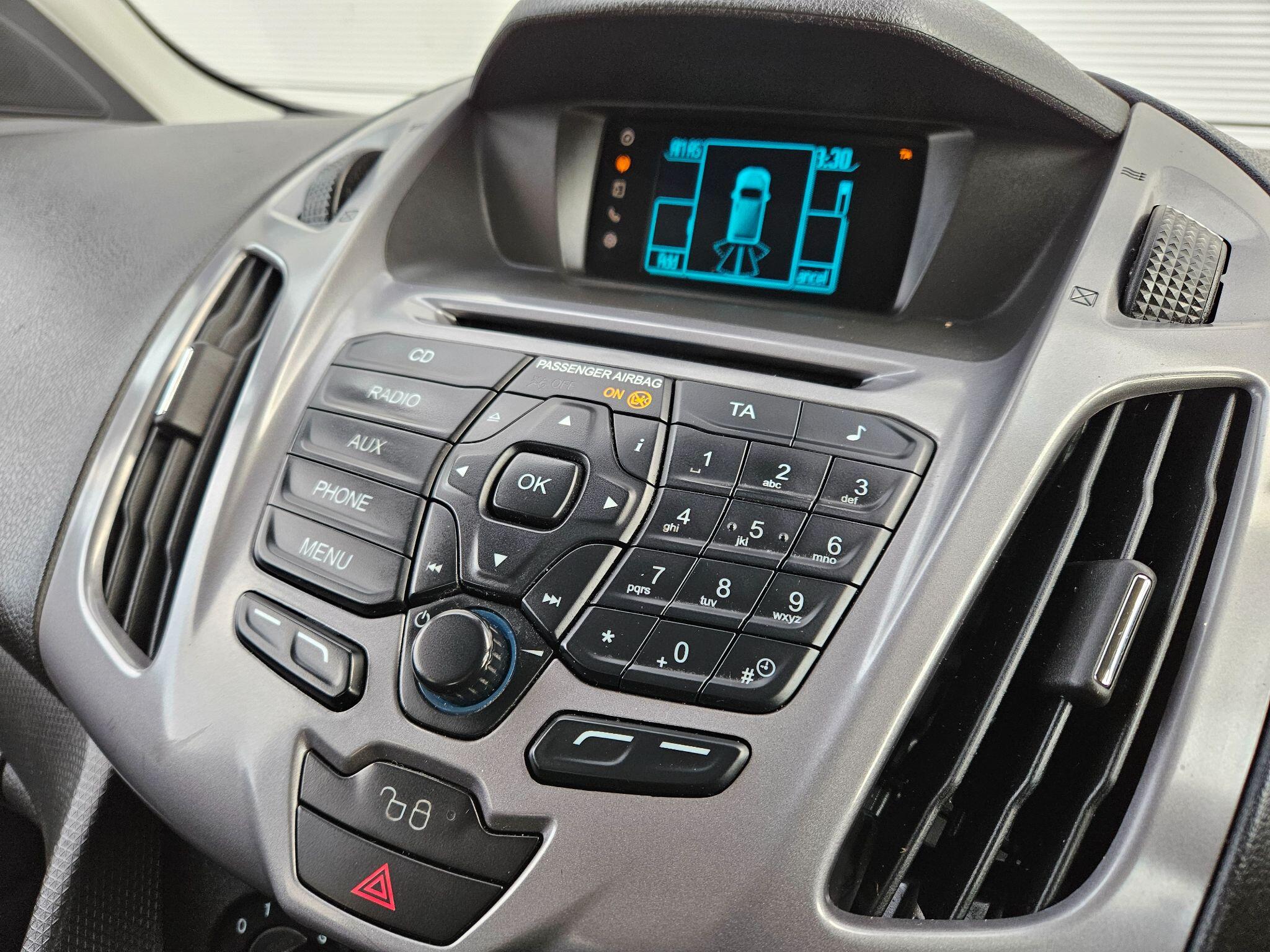 Ford Tourneo Connect view 17