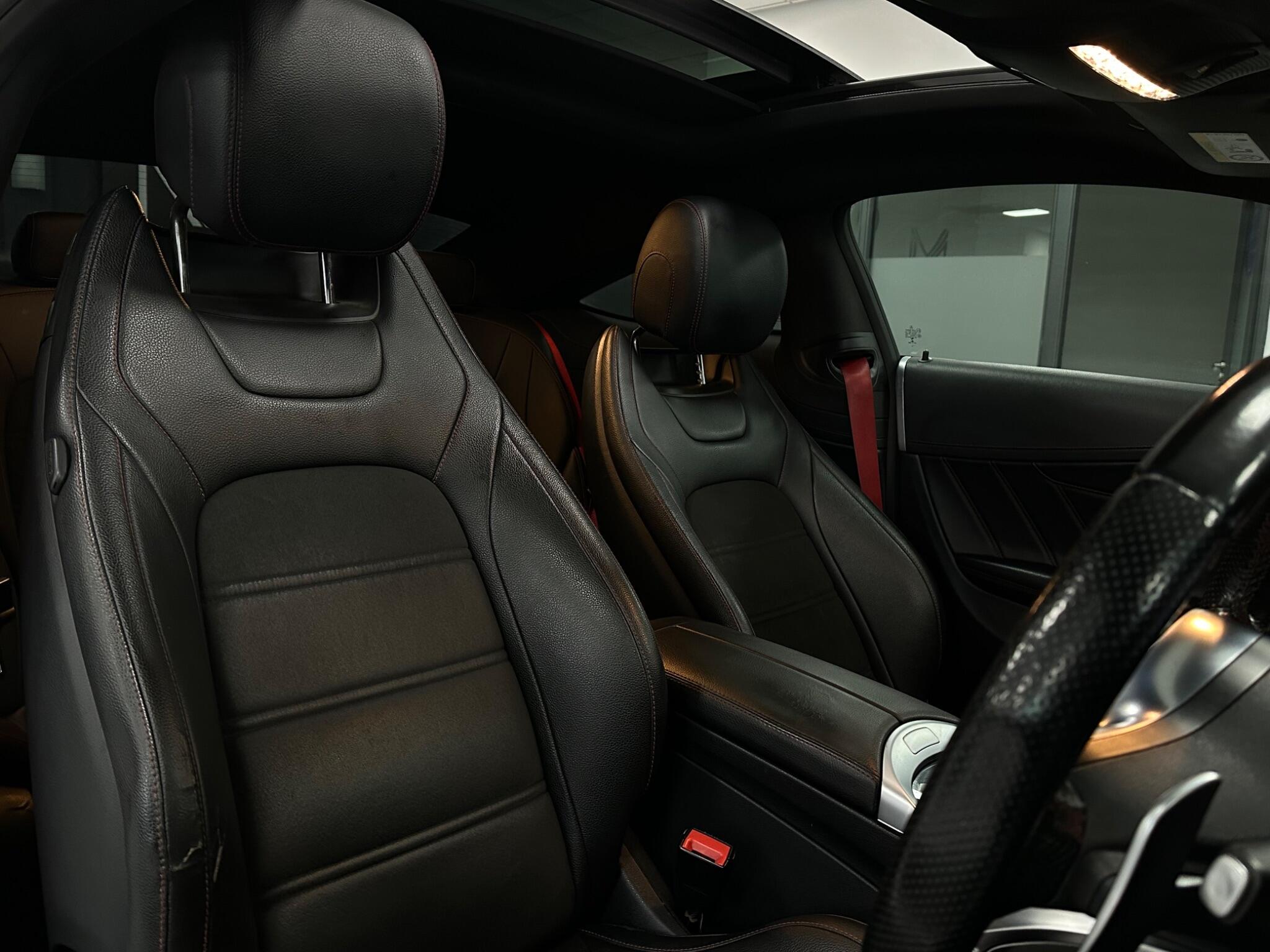 Mercedes-Benz C-Class view 24