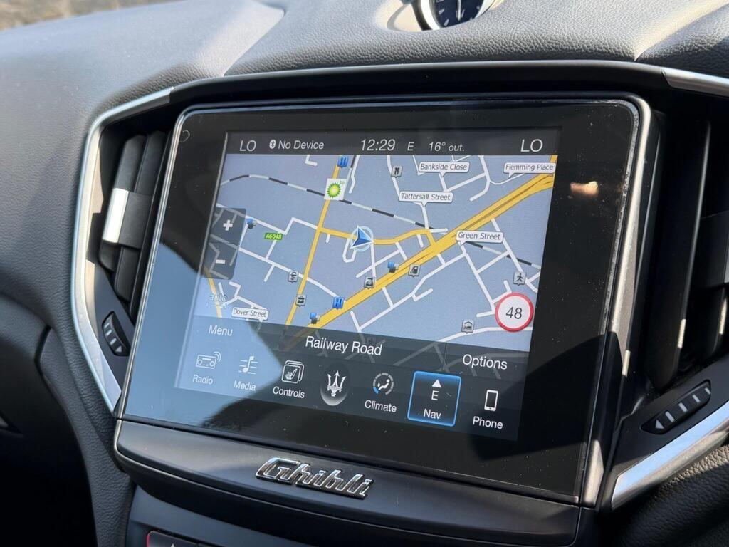 Maserati Ghibli view 31