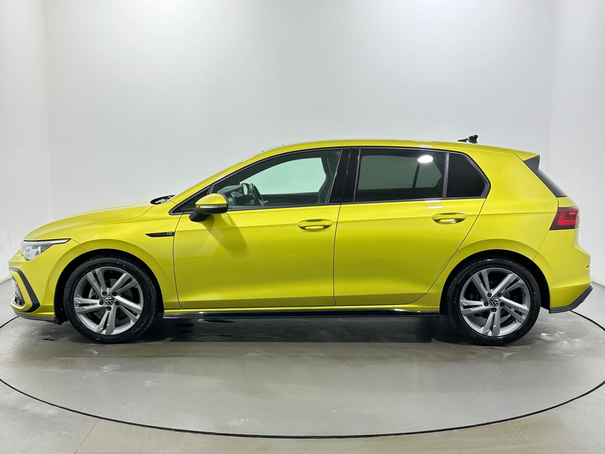 Volkswagen Golf view 5