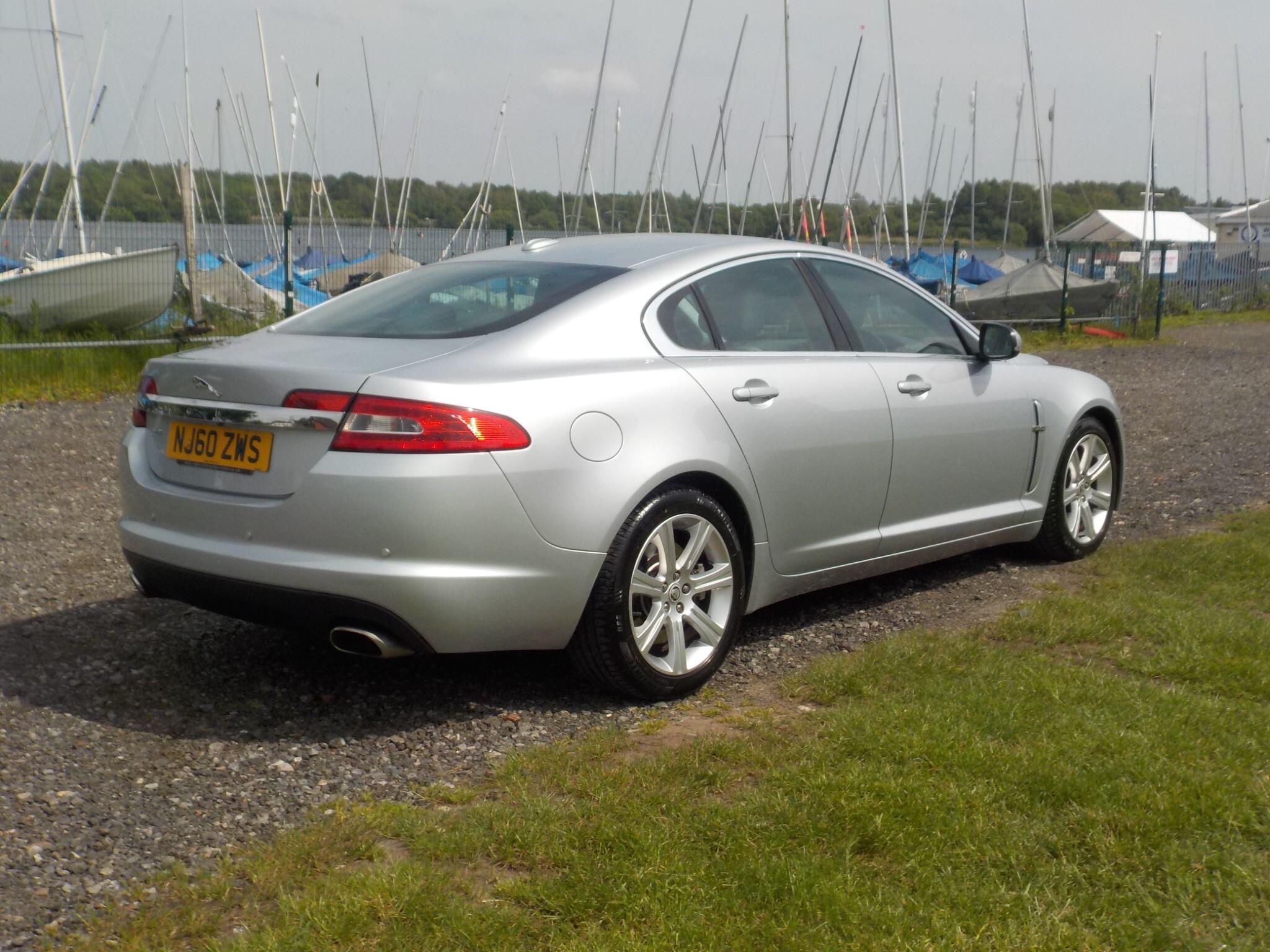 Jaguar XF 3.0d V6 Luxury Auto Euro 5 4dr