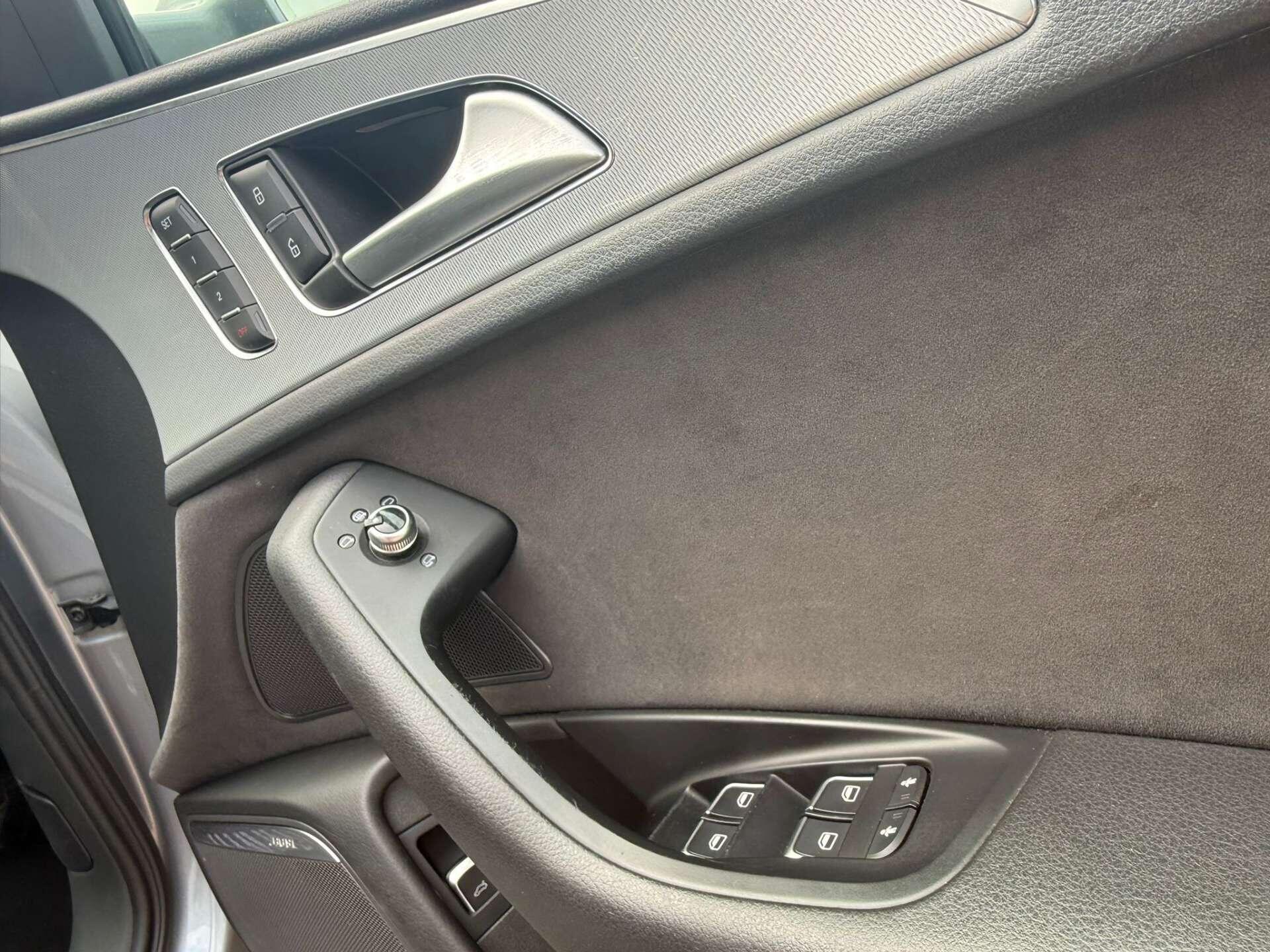 Audi A6 view 15